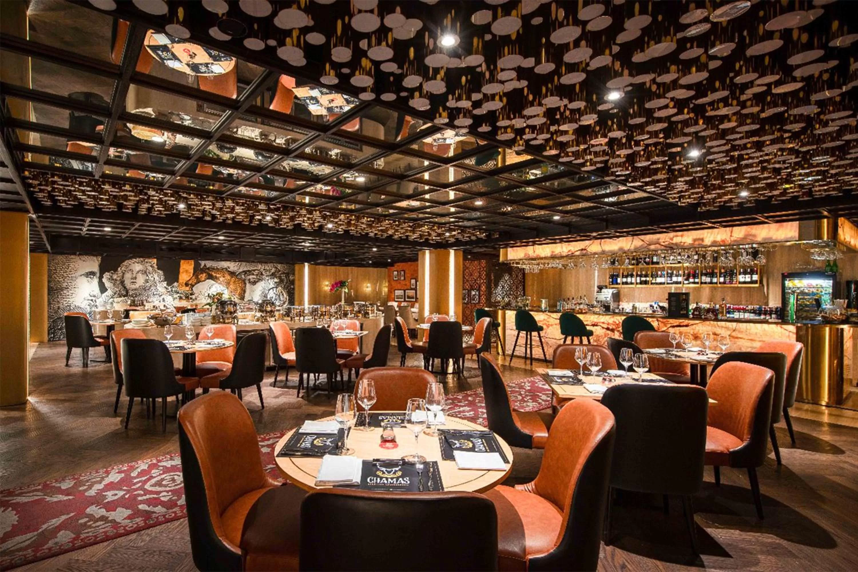 Restaurant/places to eat in Vasa Hotel Surabaya