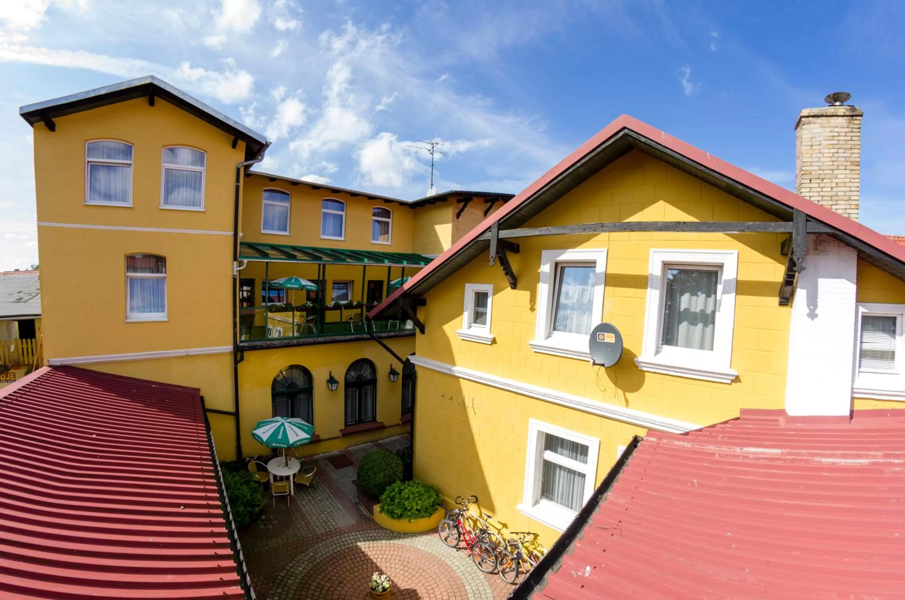 Property Building in Hotel Alga