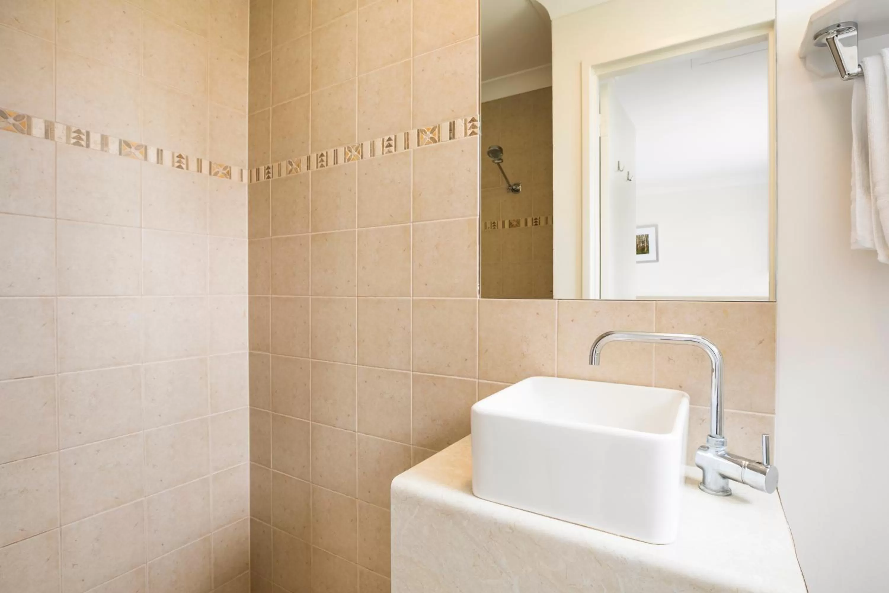 Bathroom in Nightcap at the Ship Inn