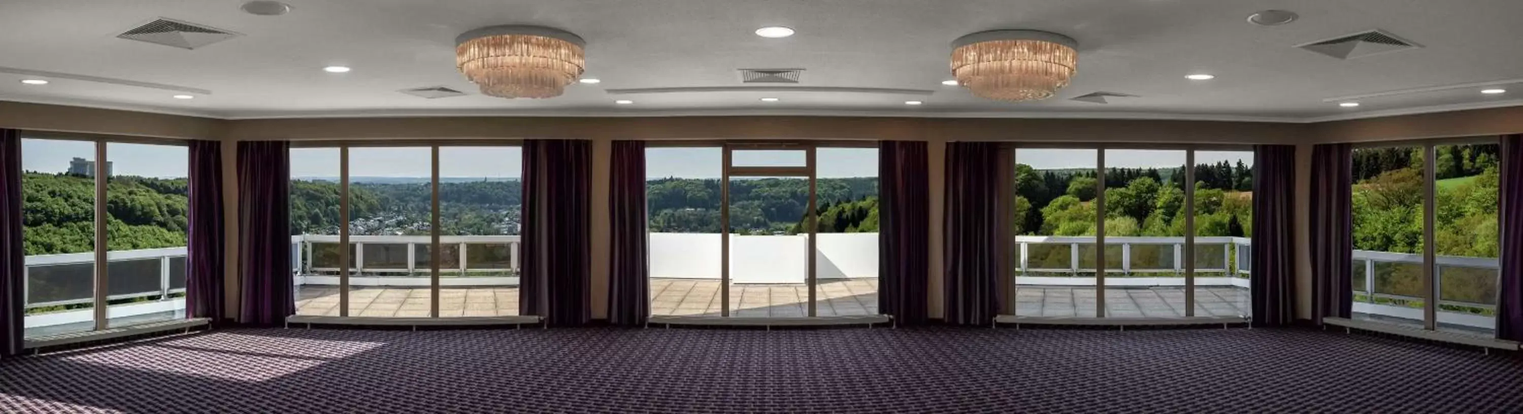 Meeting/conference room in DoubleTree by Hilton Luxembourg