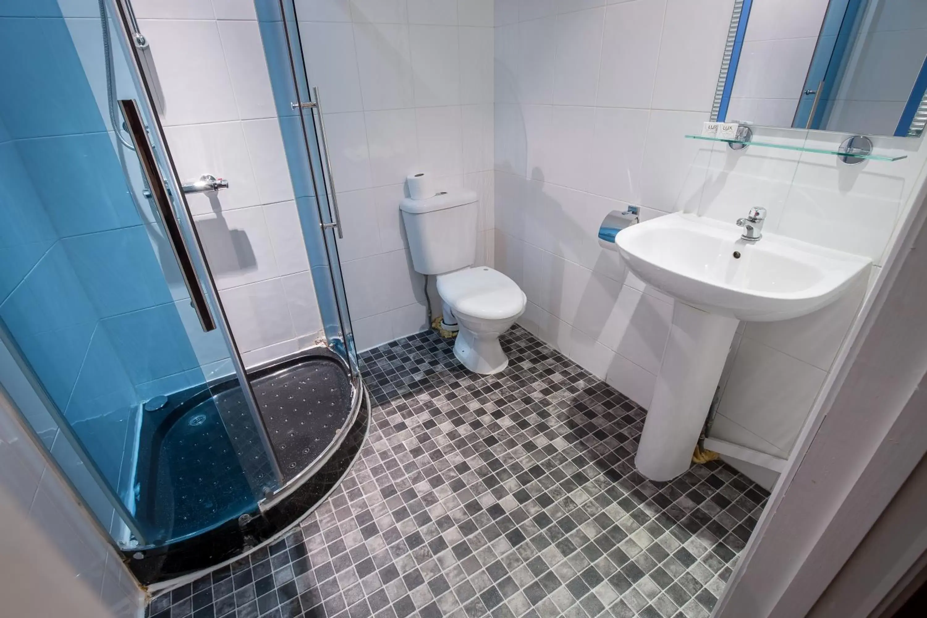 Shower, Bathroom in Citybest Hotel