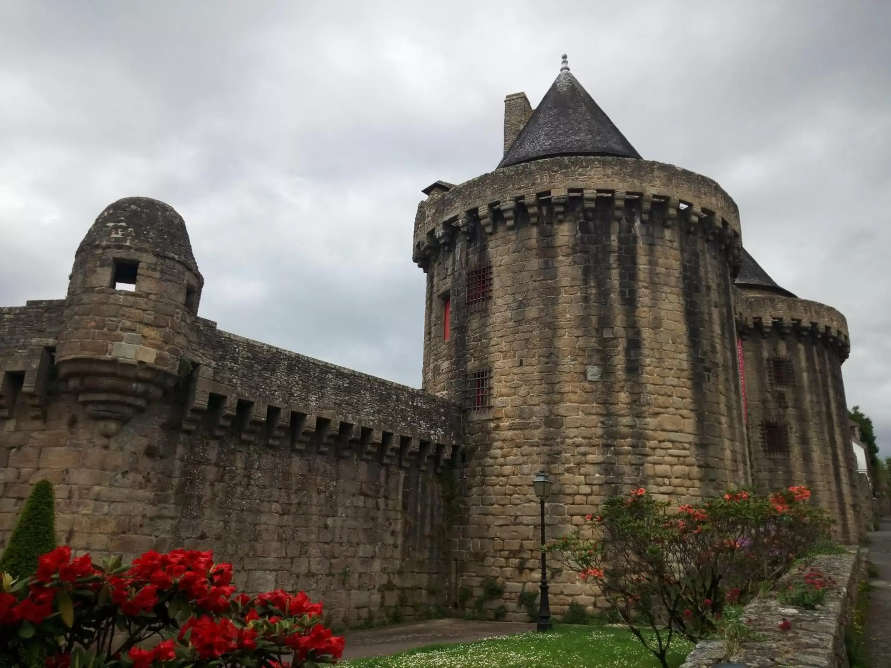 Nearby landmark in LES DEUX RIVIERES - Chambres & Table d'Hôtes -