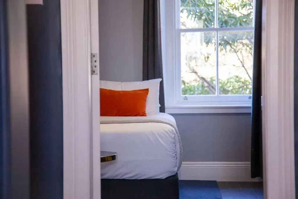 Bed in Bayswater Boutique Lodge