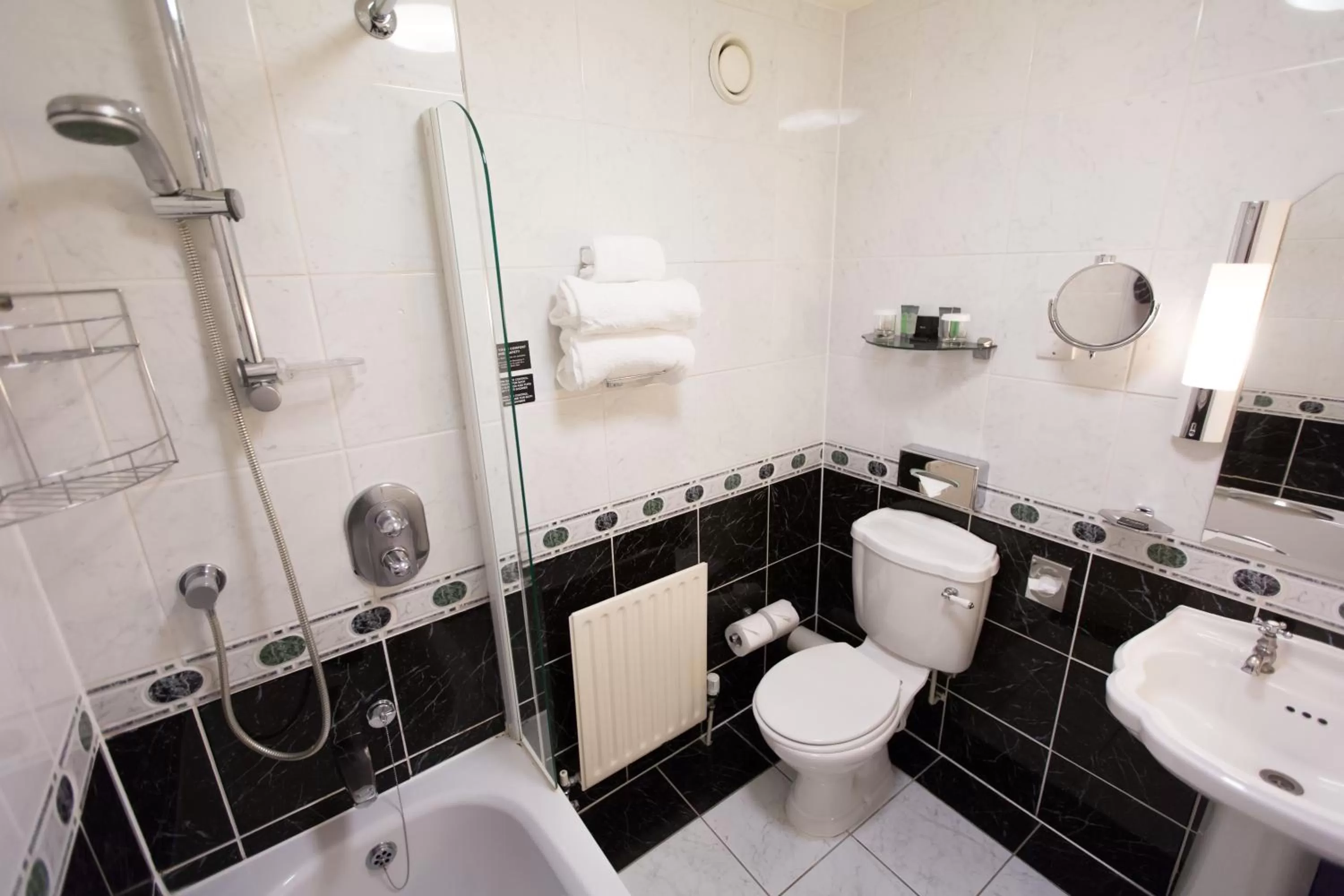 Residences One Bedroom Apartment in The Malone Hotel