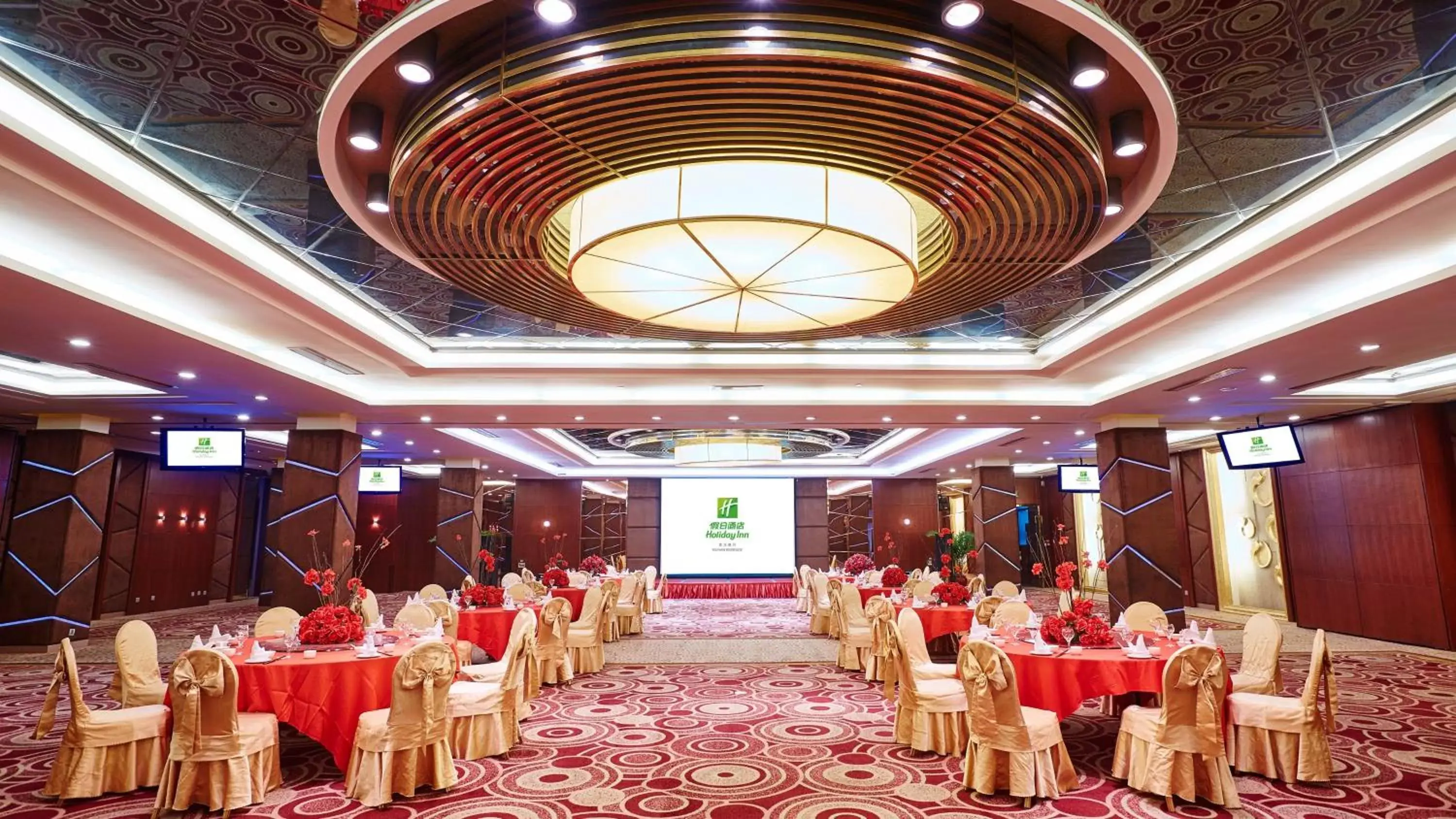 Banquet/Function facilities, Restaurant/Places to Eat in Holiday Inn Wuhan Riverside, an IHG Hotel