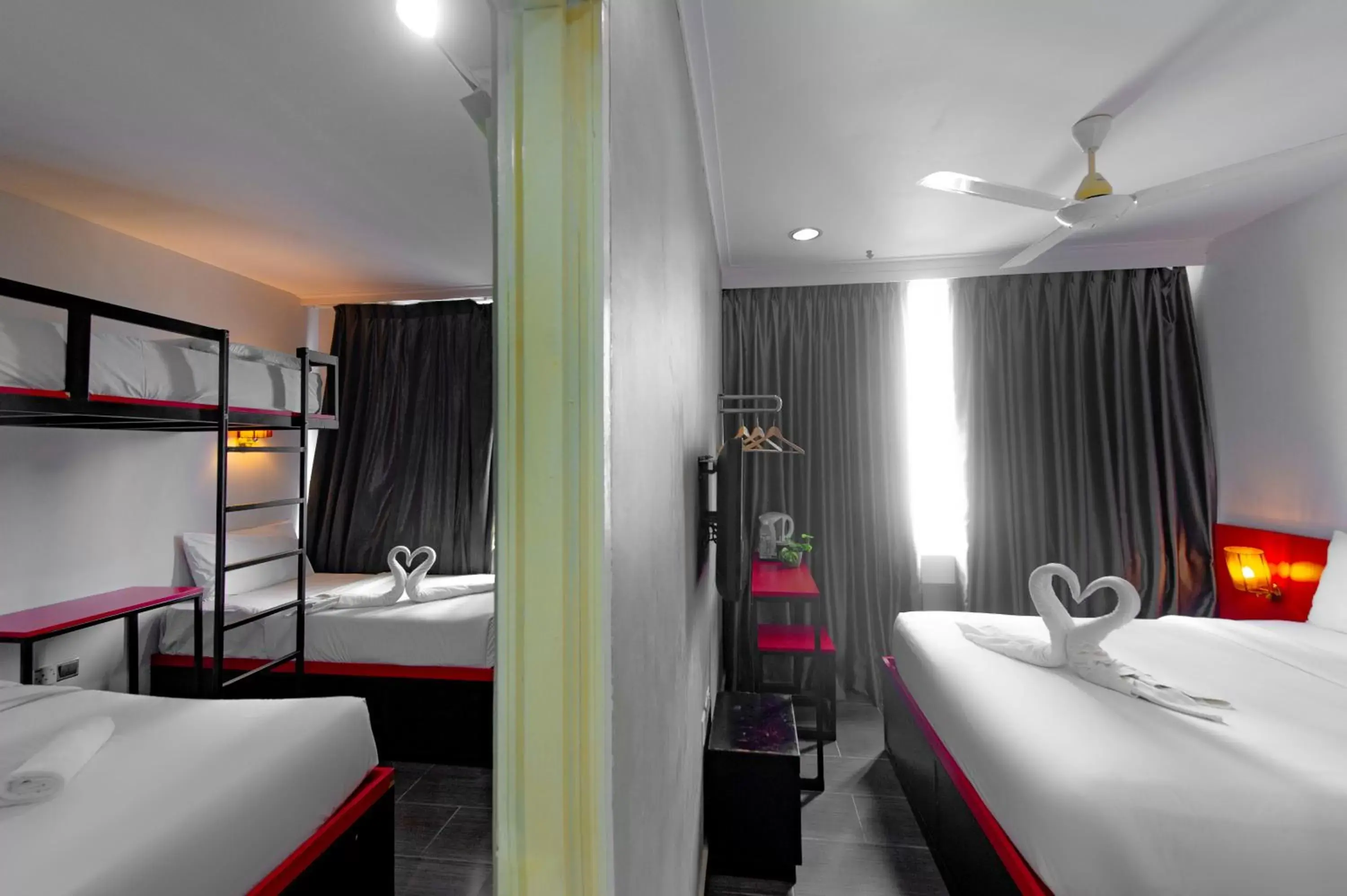 Bedroom in Tune Hotel - Waterfront Kuching