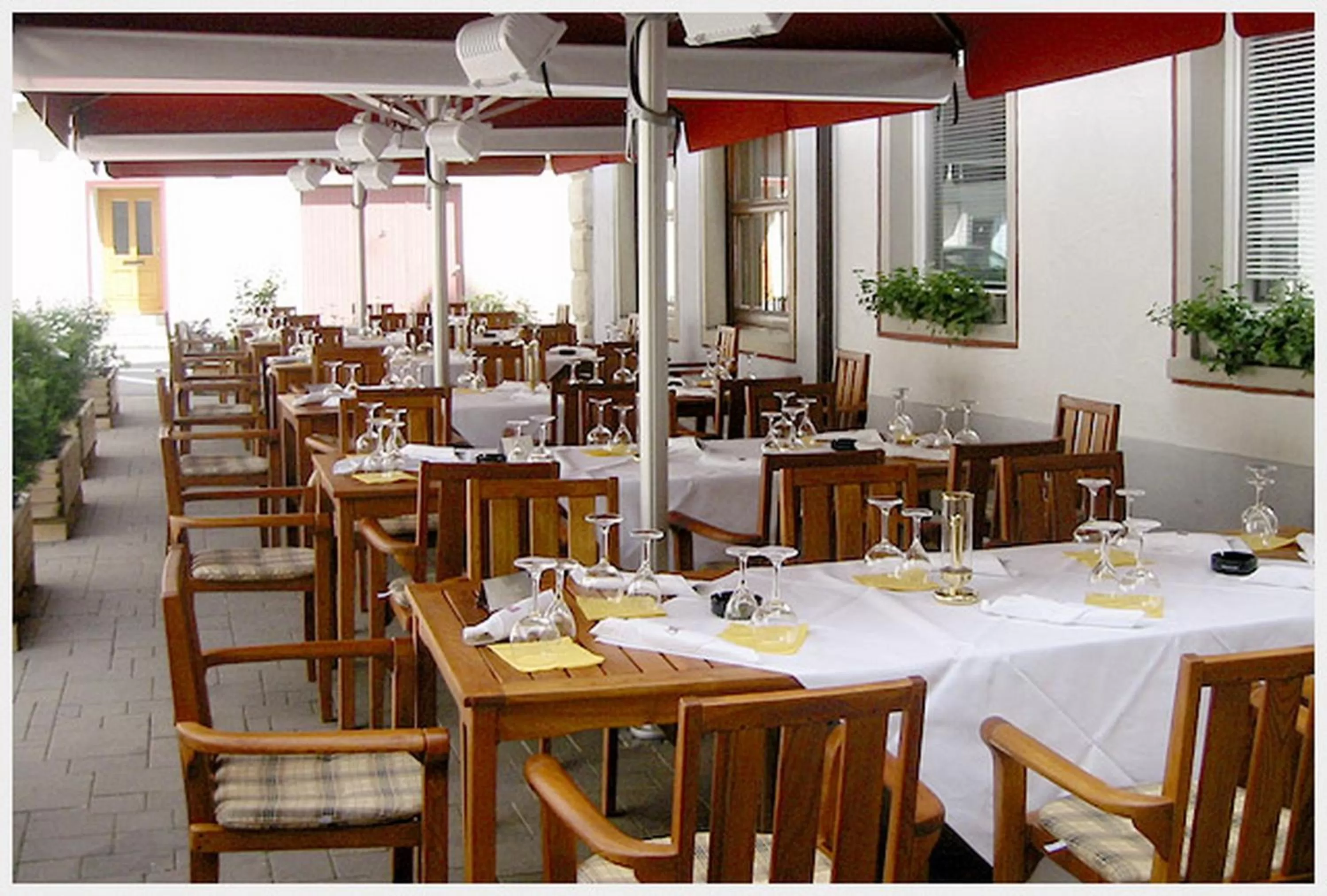 Restaurant/places to eat in Hotel-Restaurant Ochsen