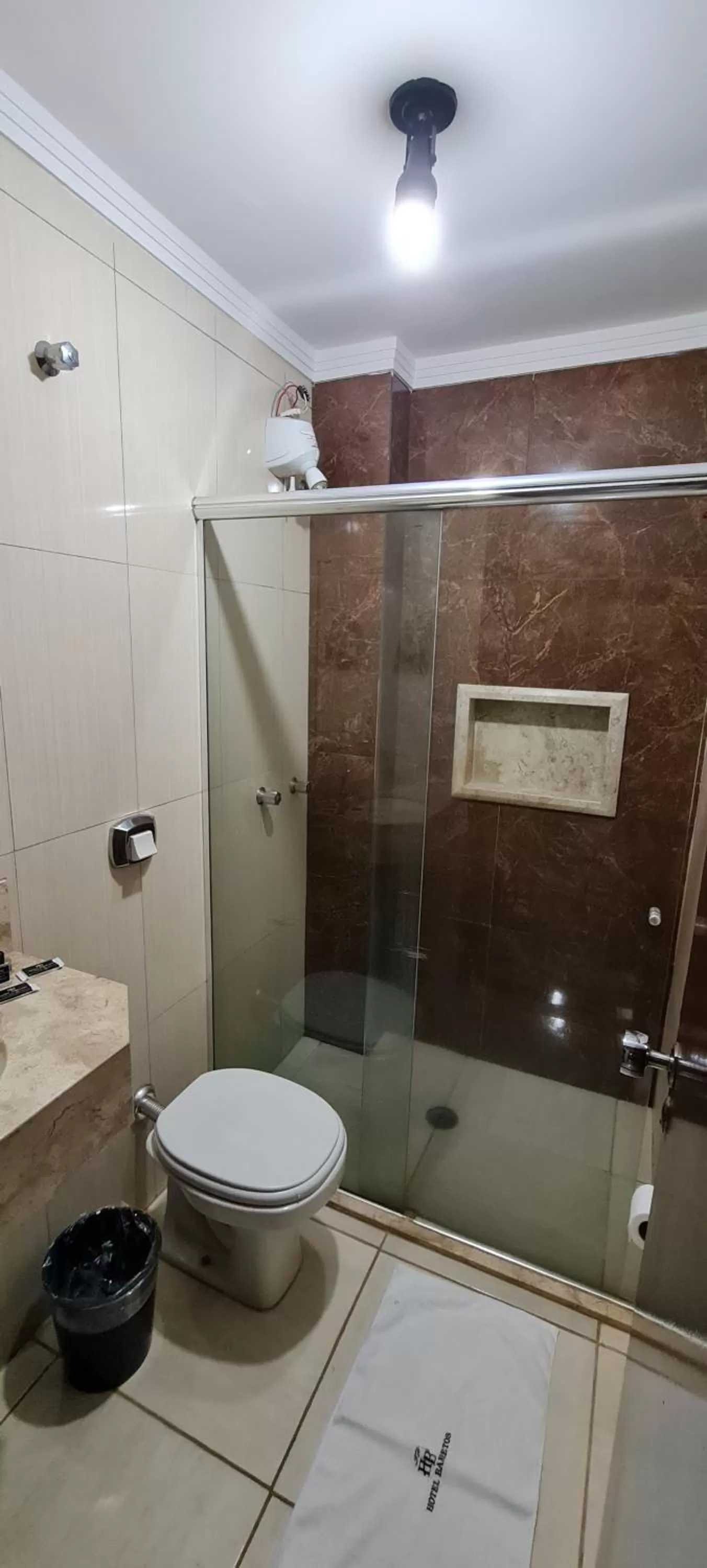 Bathroom in Hotel Barretos