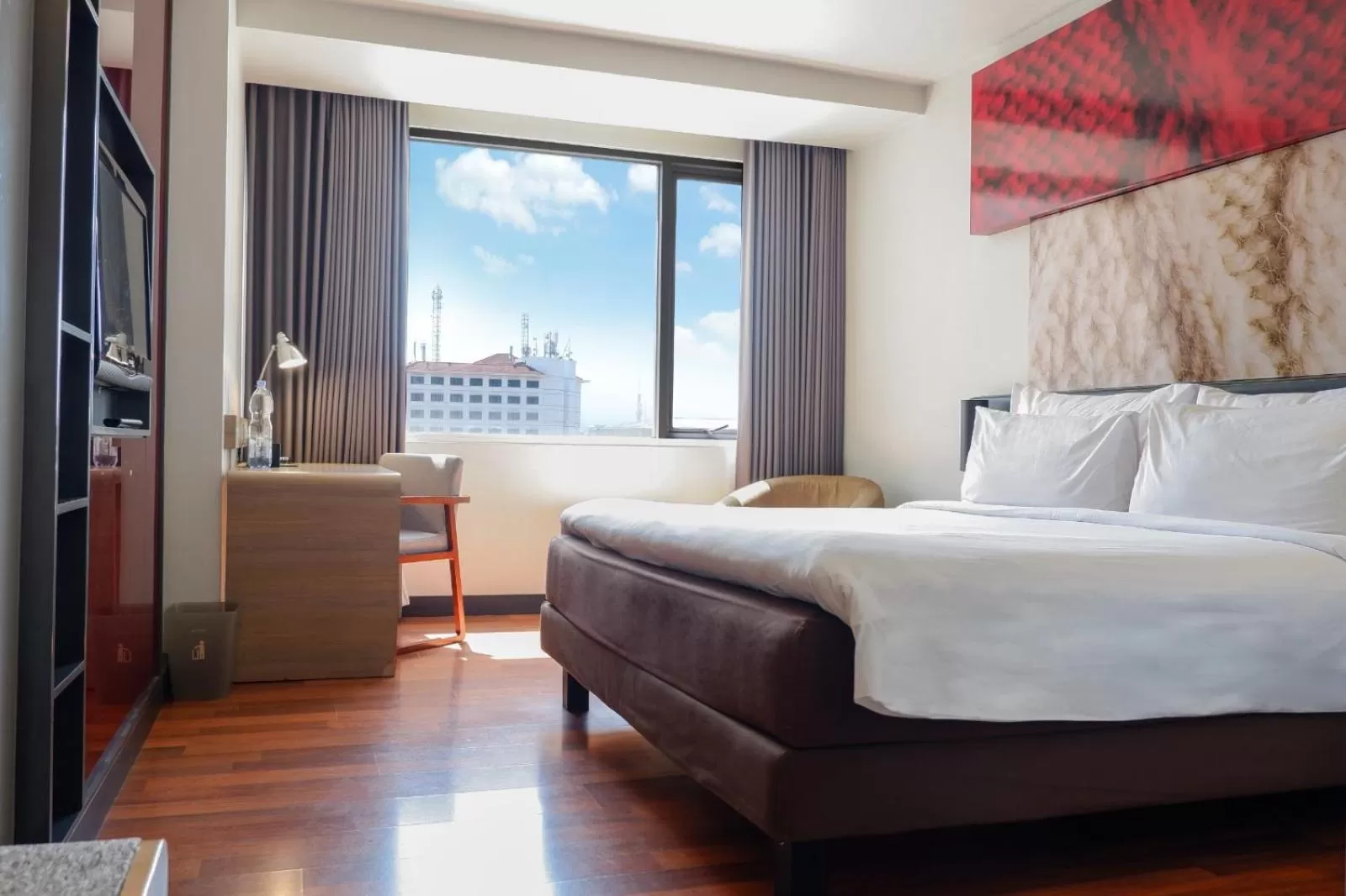 Bedroom, Bed in Malyabhara Hotel