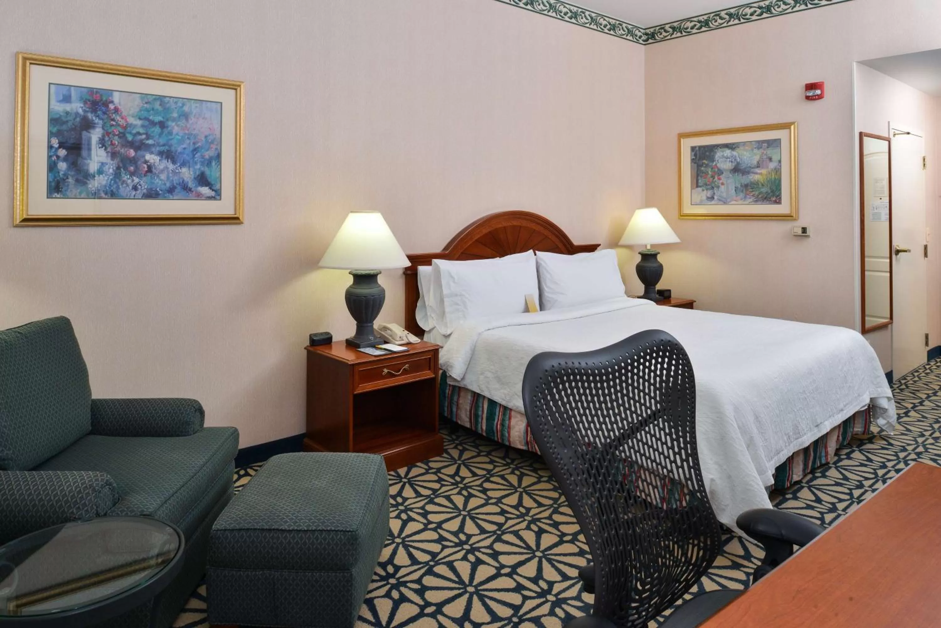 Bed in Hilton Garden Inn Columbia