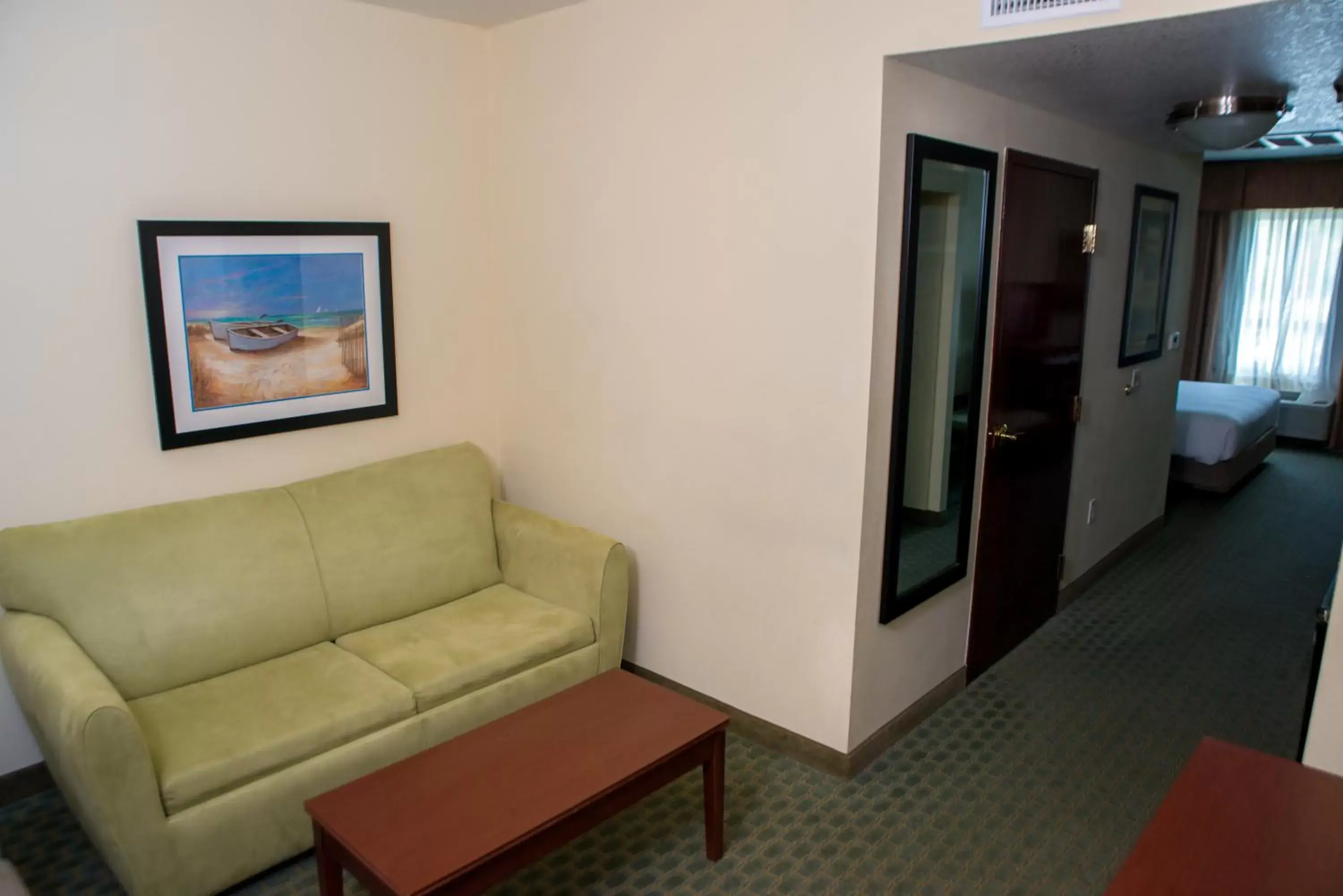 Photo of the whole room, Seating Area in Holiday Inn Express Hotel & Suites Cocoa, an IHG Hotel