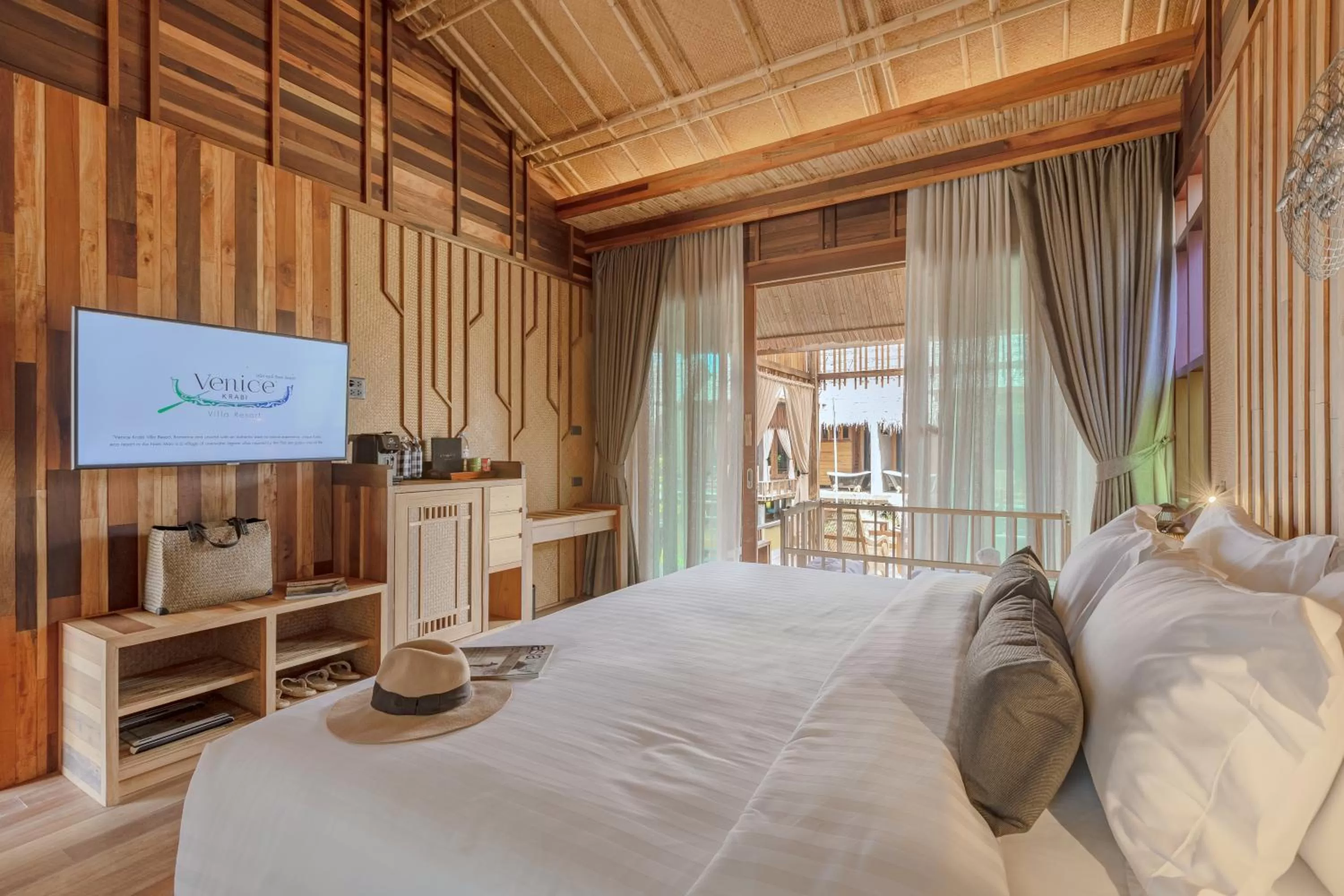 TV and multimedia, Bed in Venice Krabi Villa Resort