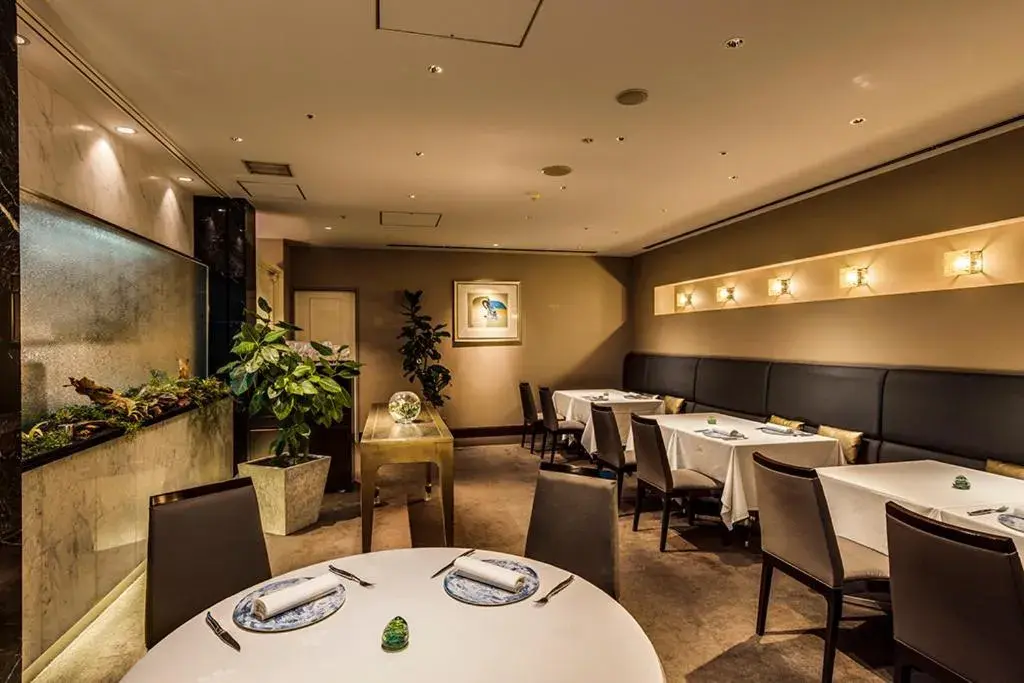 Restaurant/Places to Eat in Hotel Nikko Kumamoto