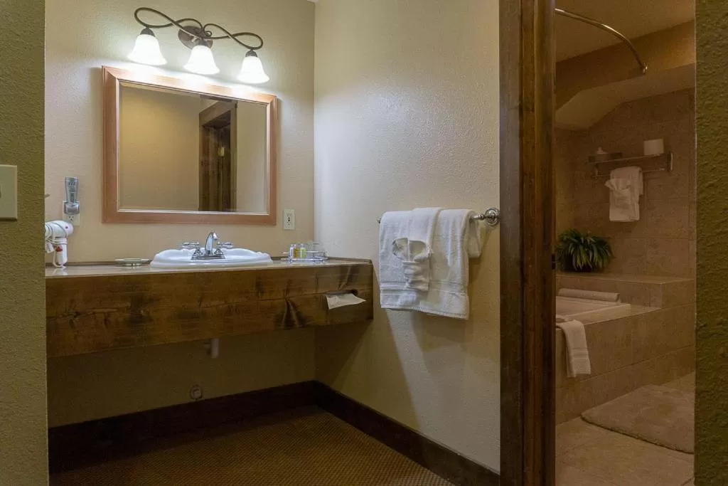Bathroom in Duck Inn Lodge