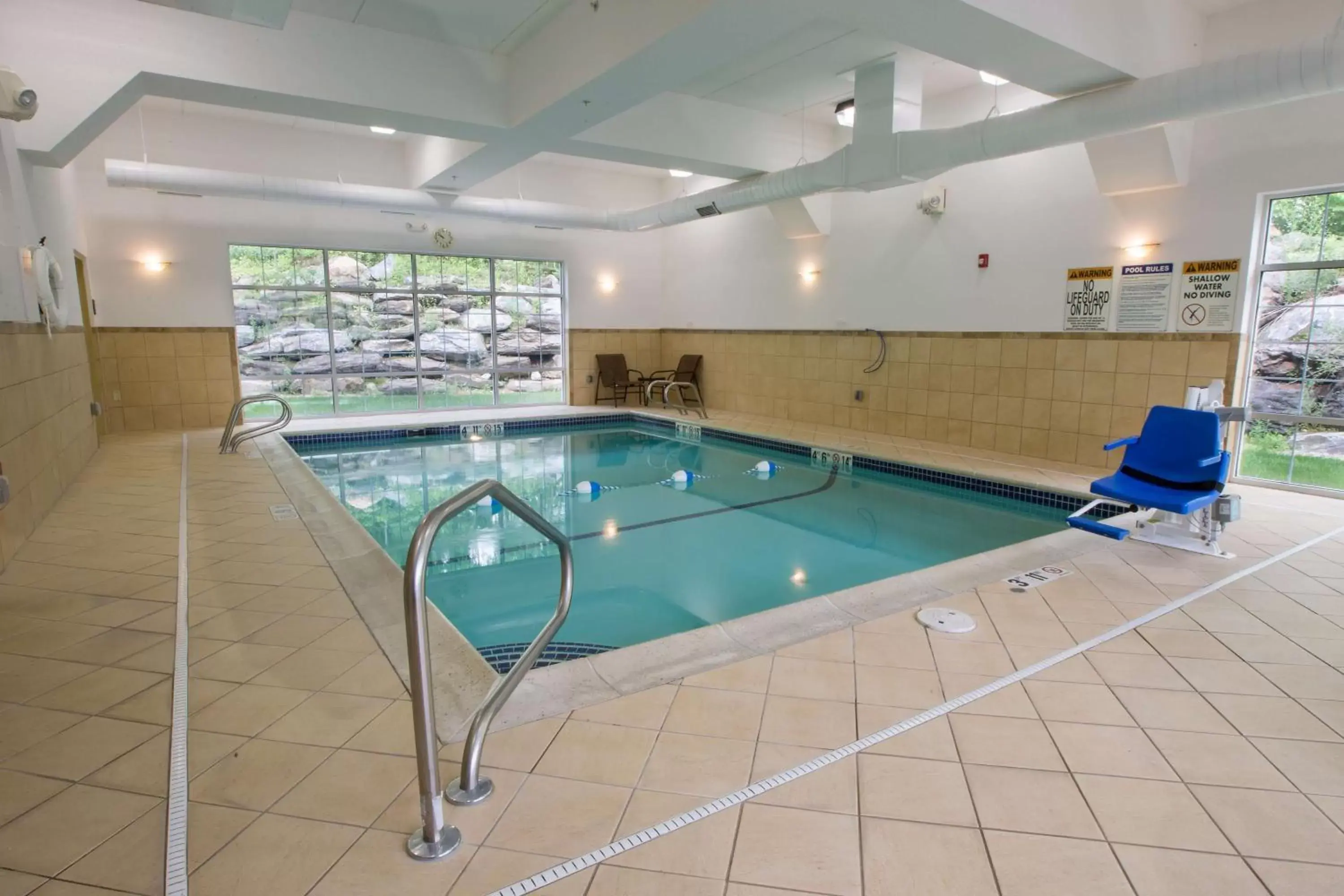 Pool view, Swimming Pool in Hampton Inn & Suites Berkshires-Lenox