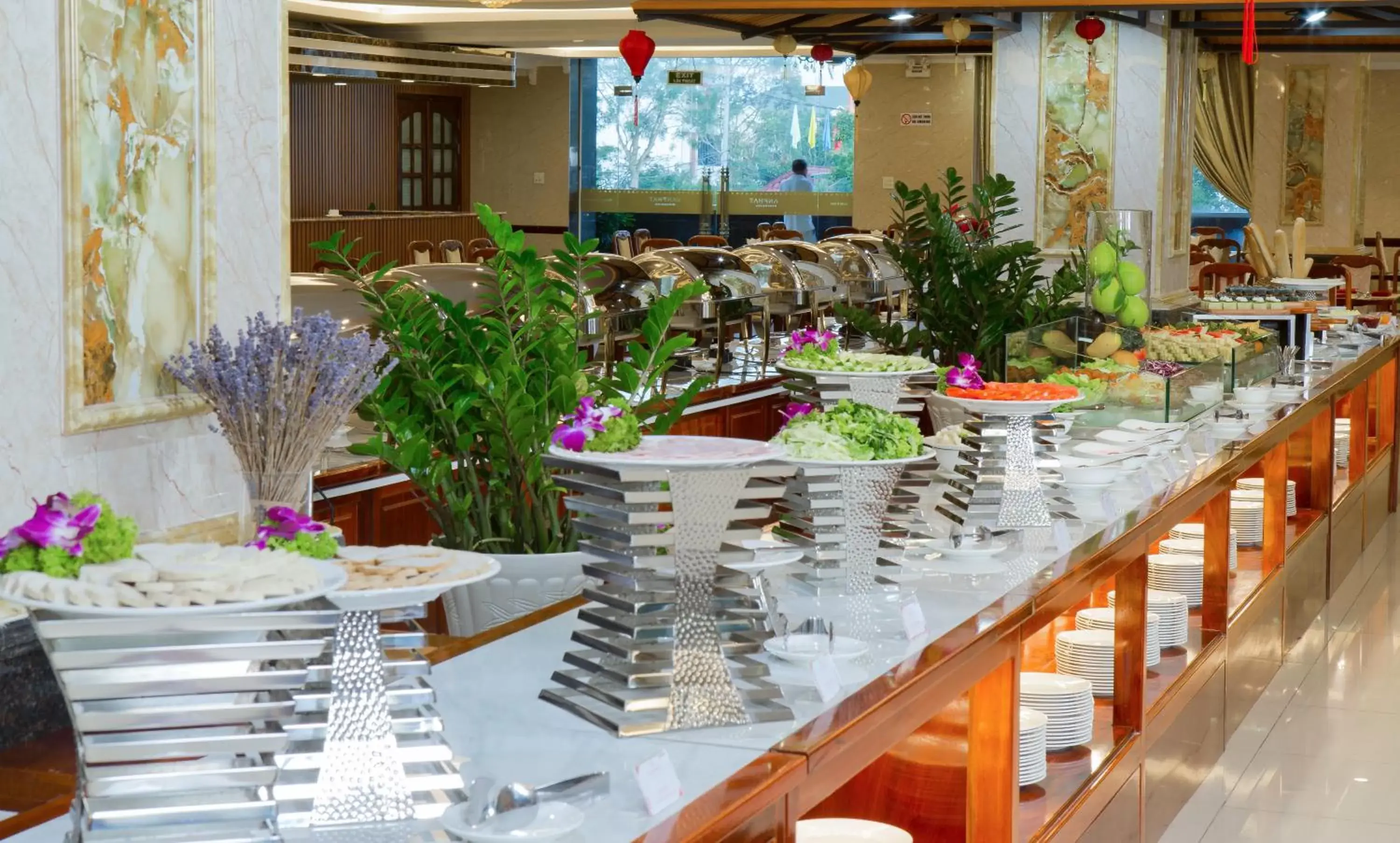 Breakfast, Restaurant/Places to Eat in Van Phat Riverside Hotel