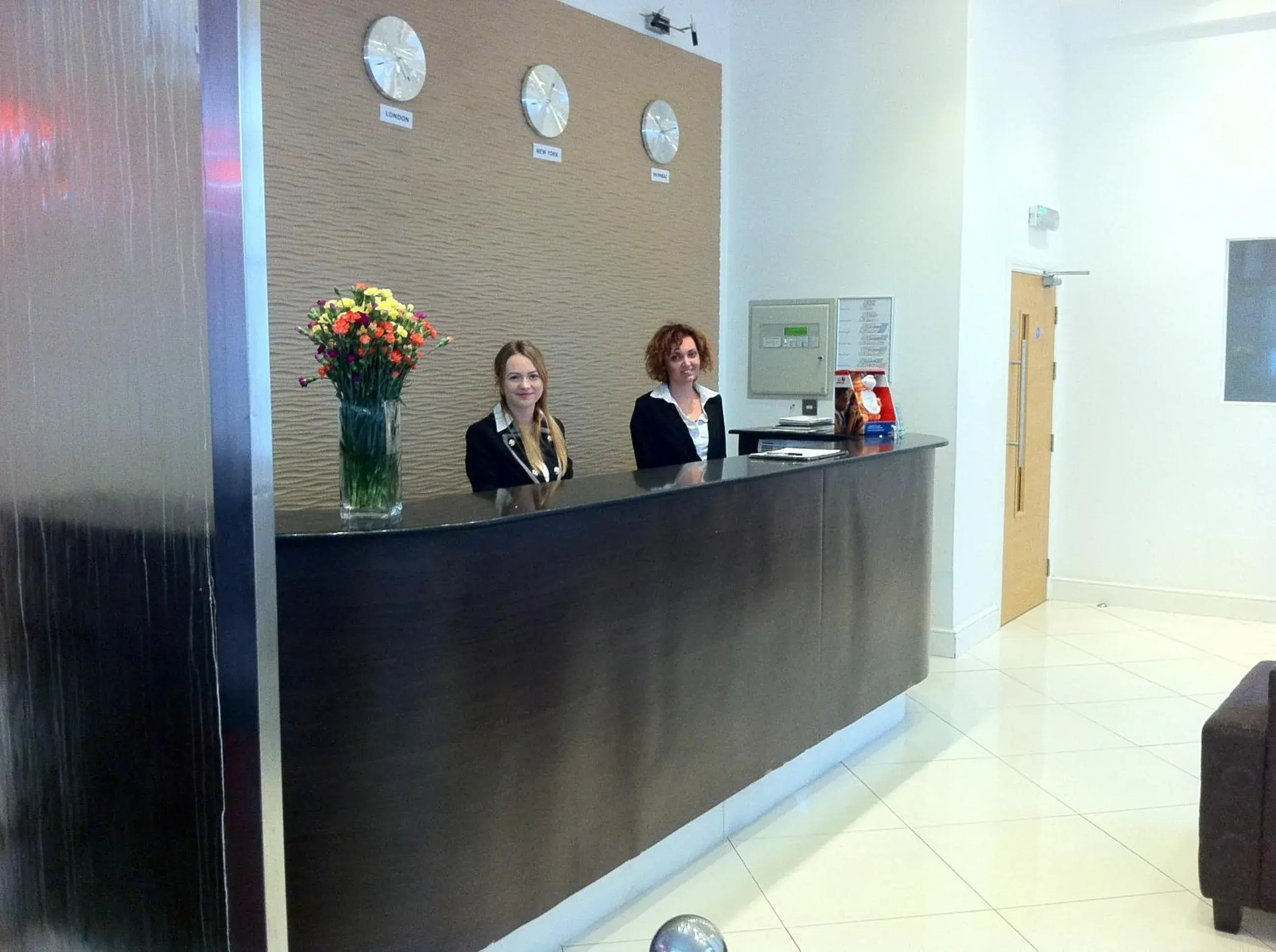Lobby or reception, Lobby/Reception in Cromwell International Hotel