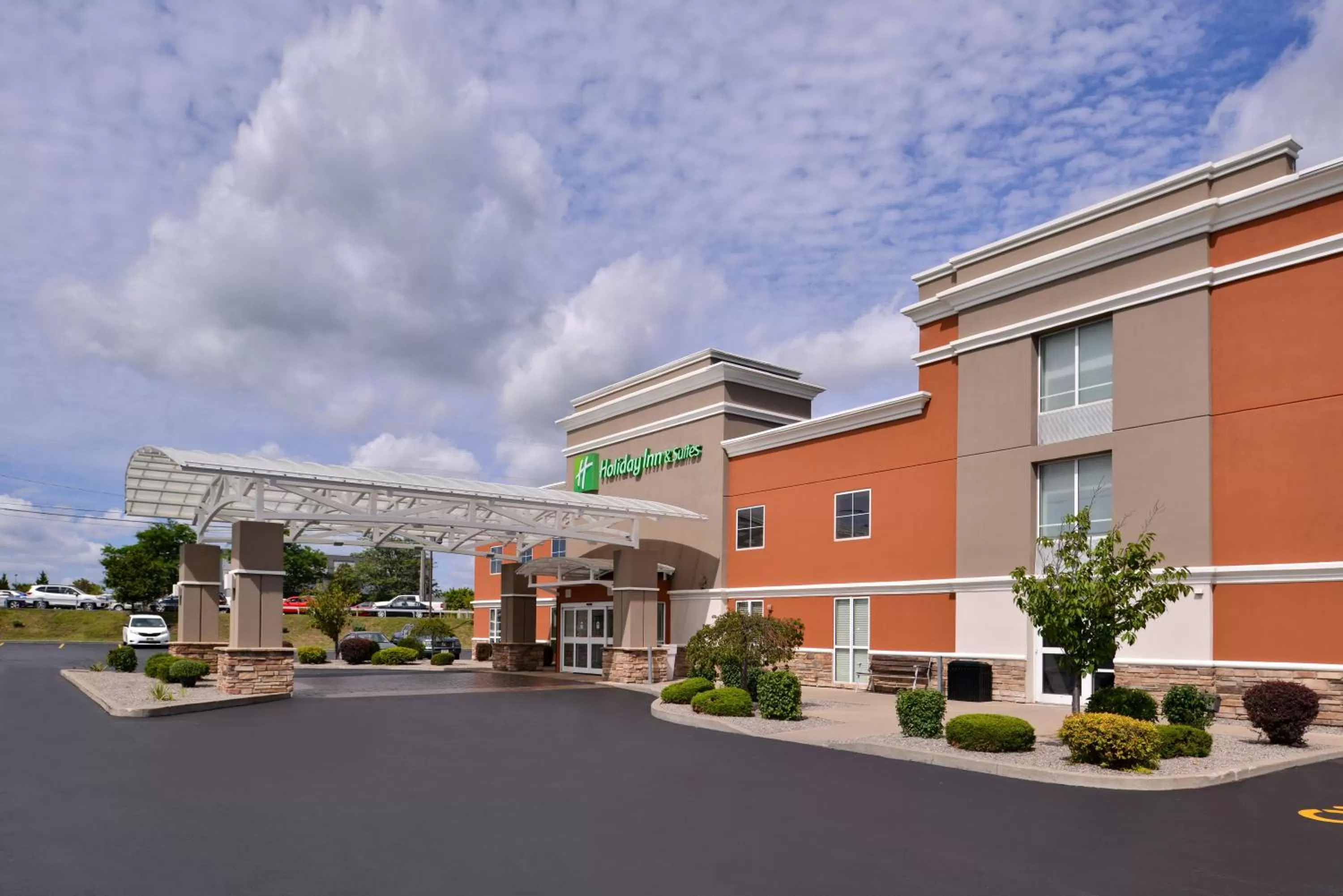 Property building in Holiday Inn Hotel & Suites Rochester - Marketplace by IHG