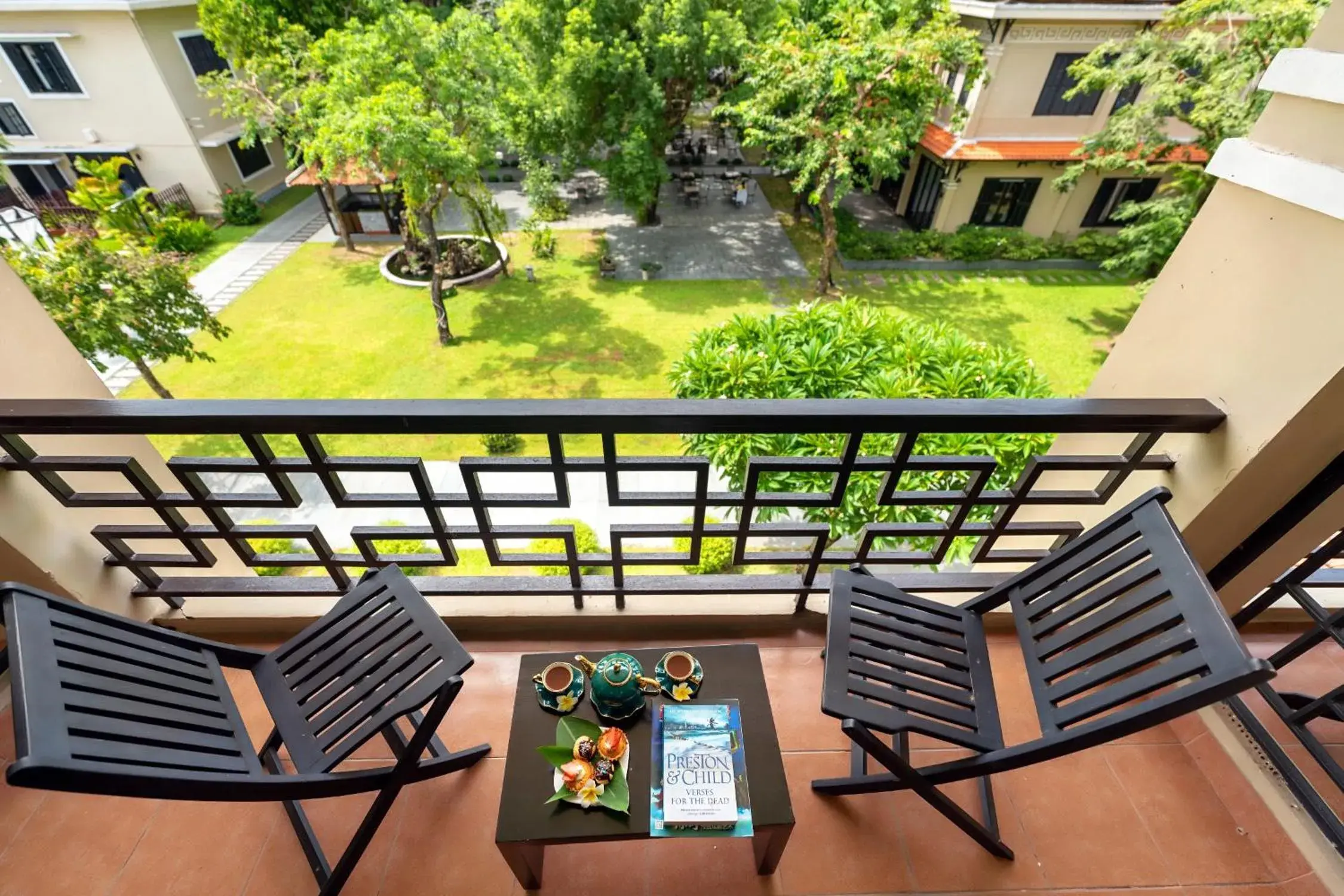 Garden view, Balcony/Terrace in HOI AN HISTORIC HOTEL