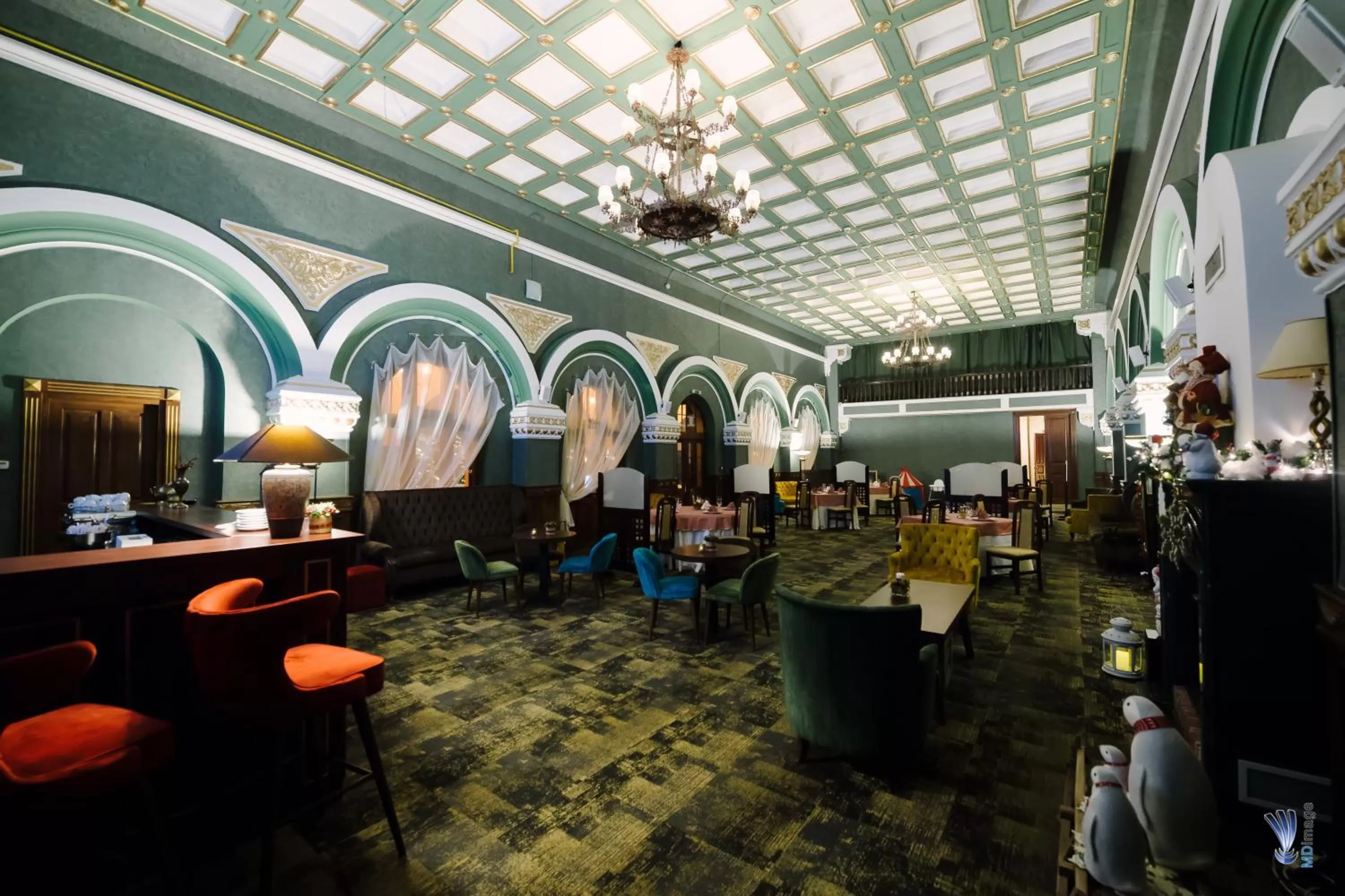 Restaurant/places to eat in Hotel La Belle Epoque