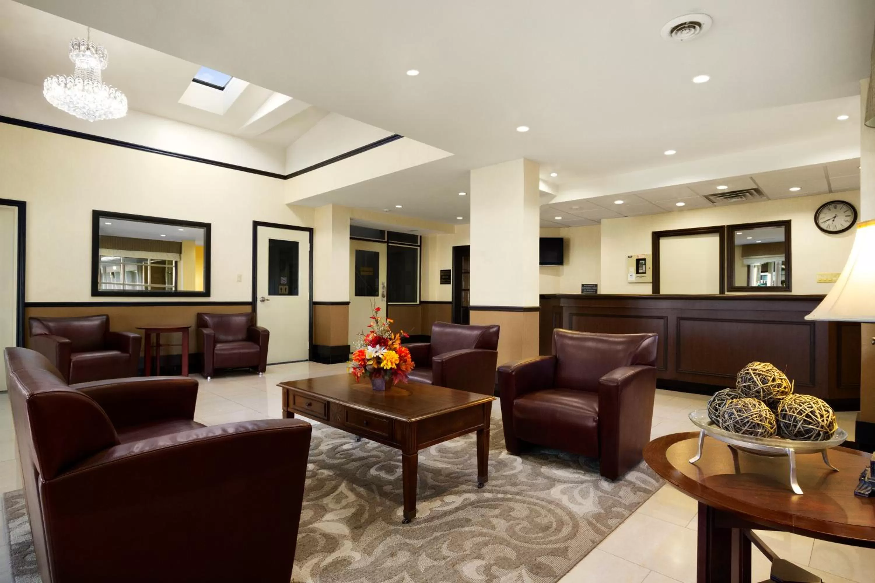 Lobby or reception in Super 8 by Wyndham Brockville
