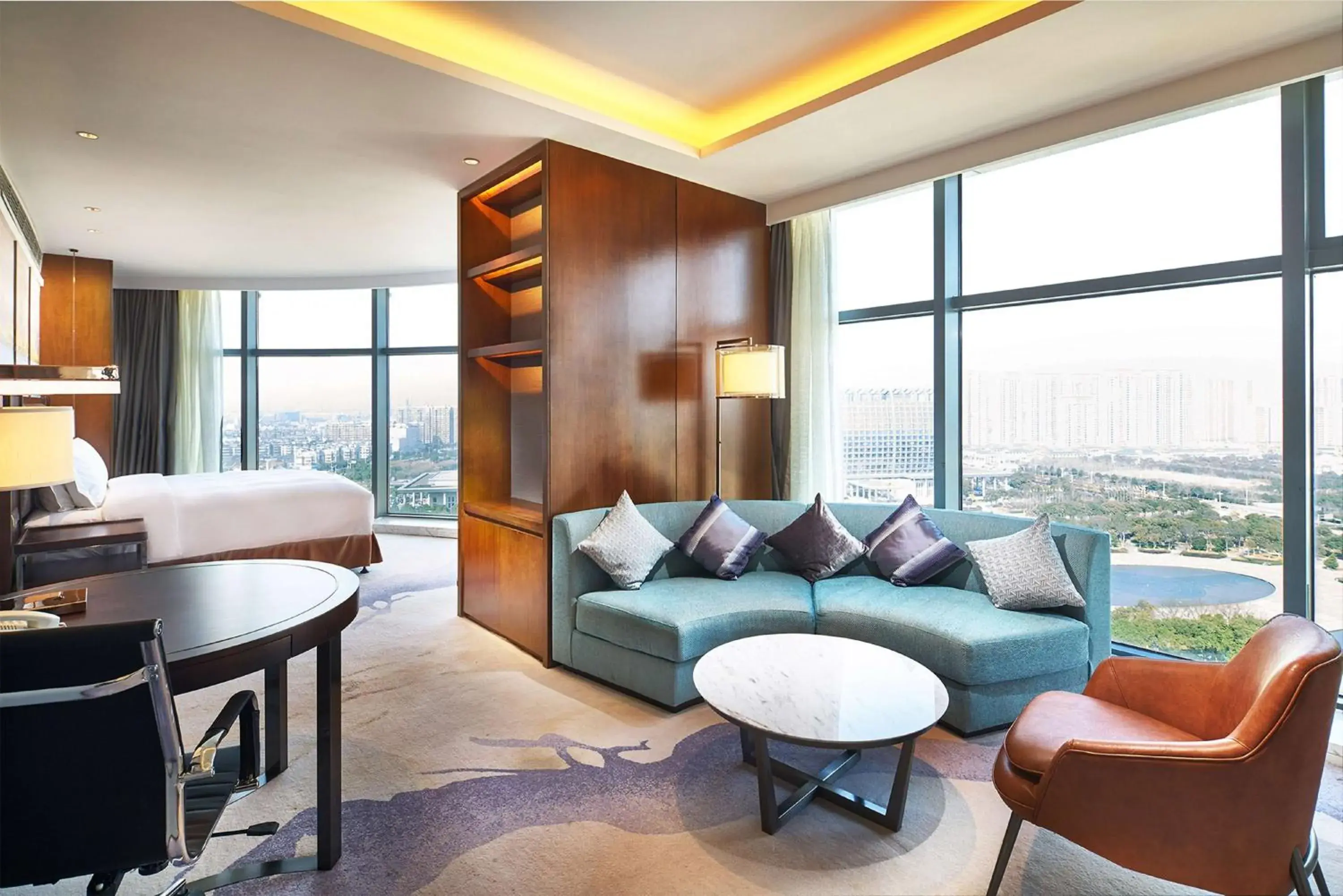 Bedroom in DoubleTree By Hilton Ningbo Beilun Bedroom in DoubleTree By Hilton Ningbo Beilun