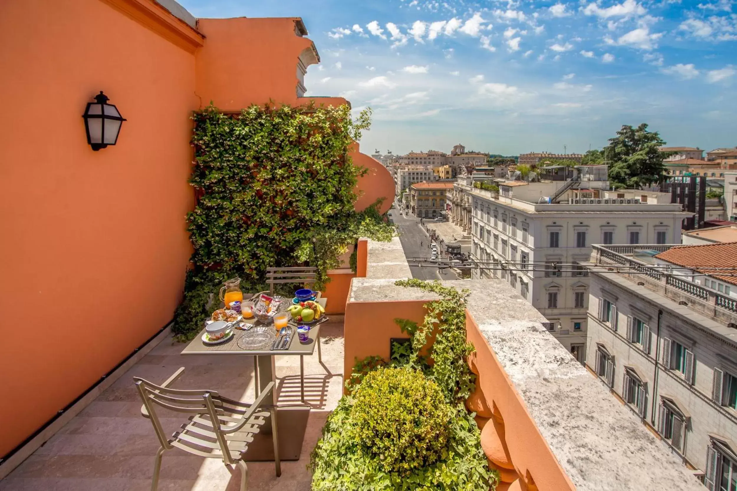 Food, Balcony/Terrace in Nazionale 51 Group