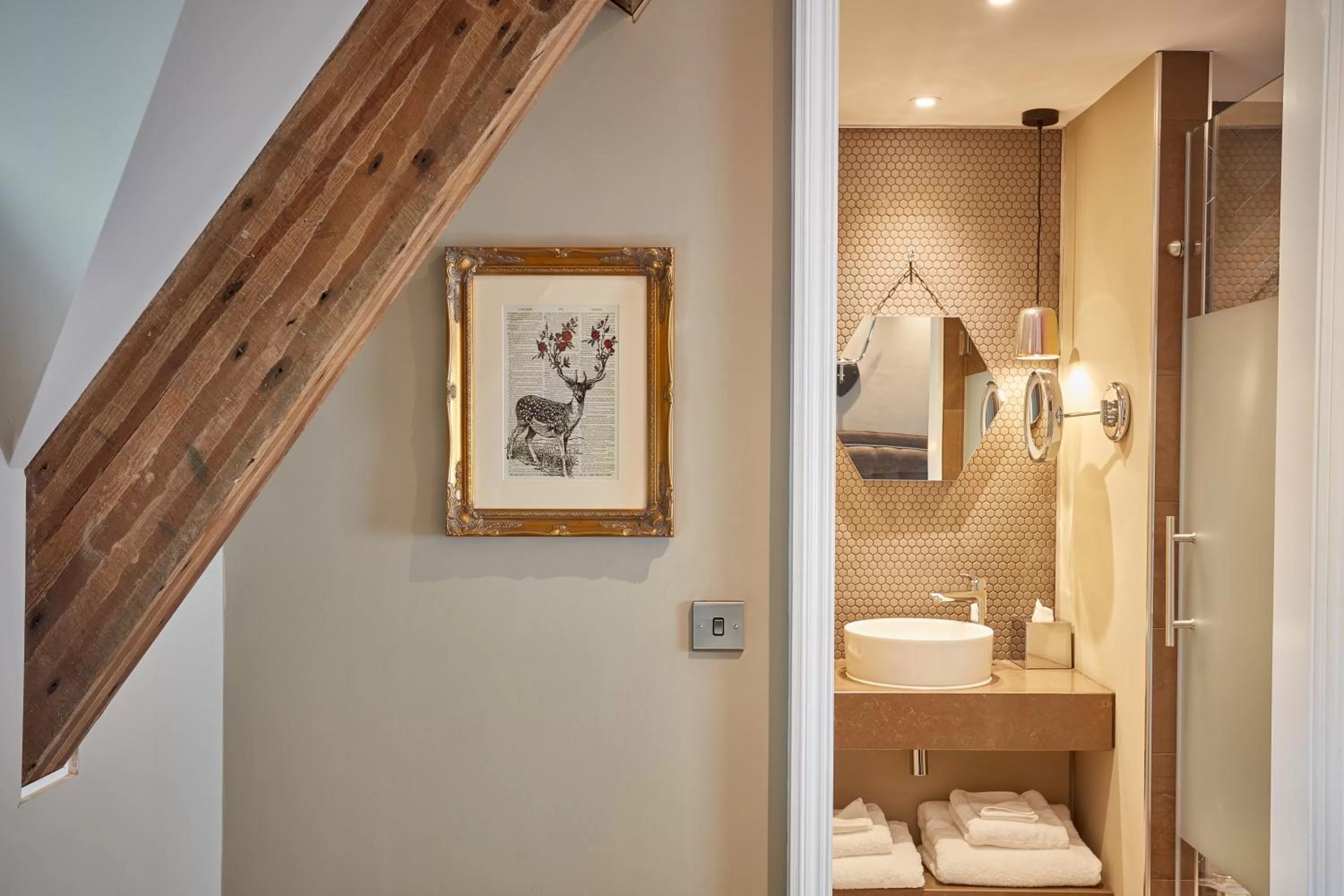 Bathroom in Oddfellows On The Park