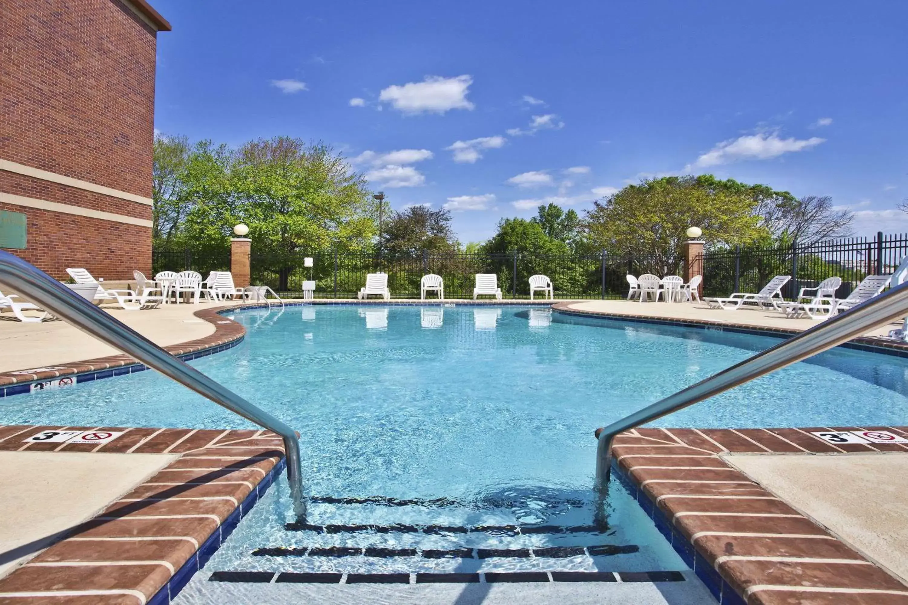 On site, Swimming Pool in Baymont by Wyndham Knoxville/Cedar Bluff