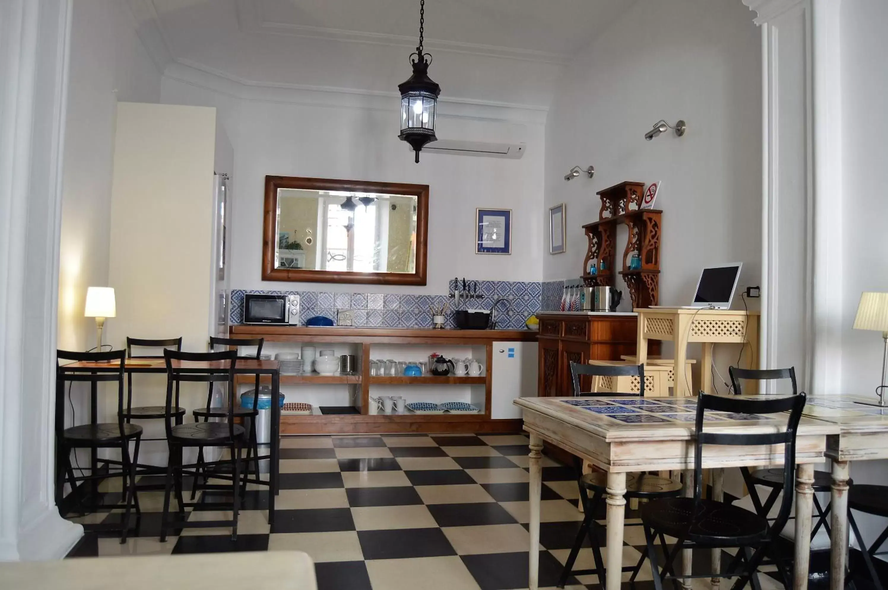 Kitchen or kitchenette, Restaurant/Places to Eat in Ronda Hotel Polo