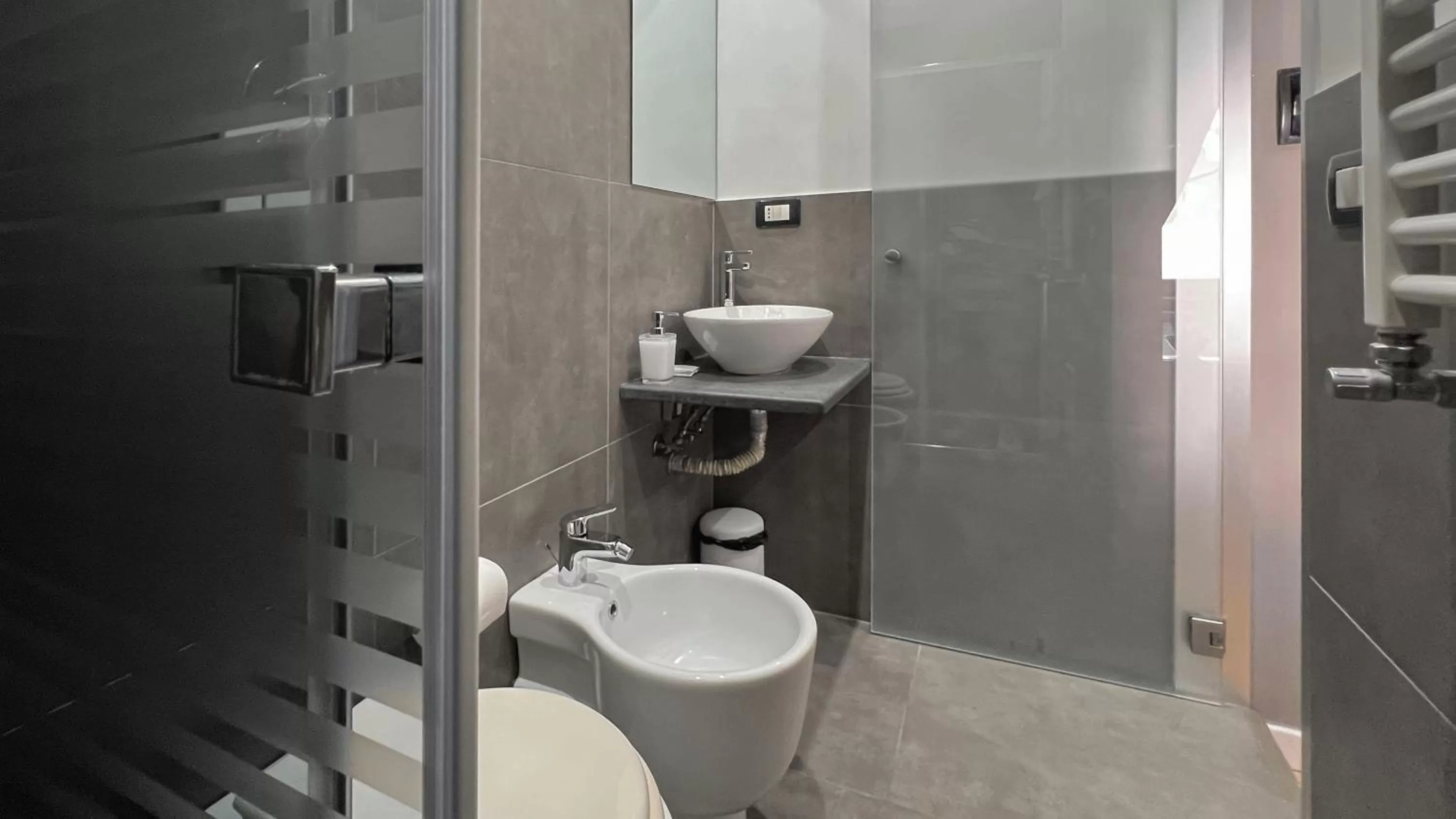 Bathroom in Tiè tiè