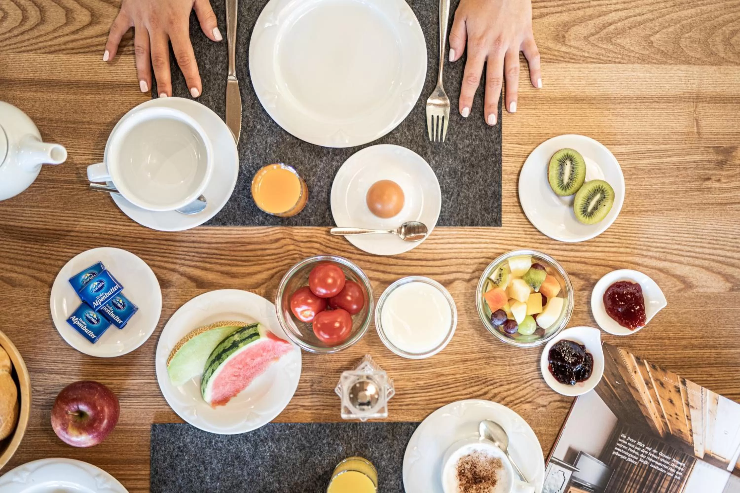 Buffet breakfast in Hotel Johanna mitten im Ötztal