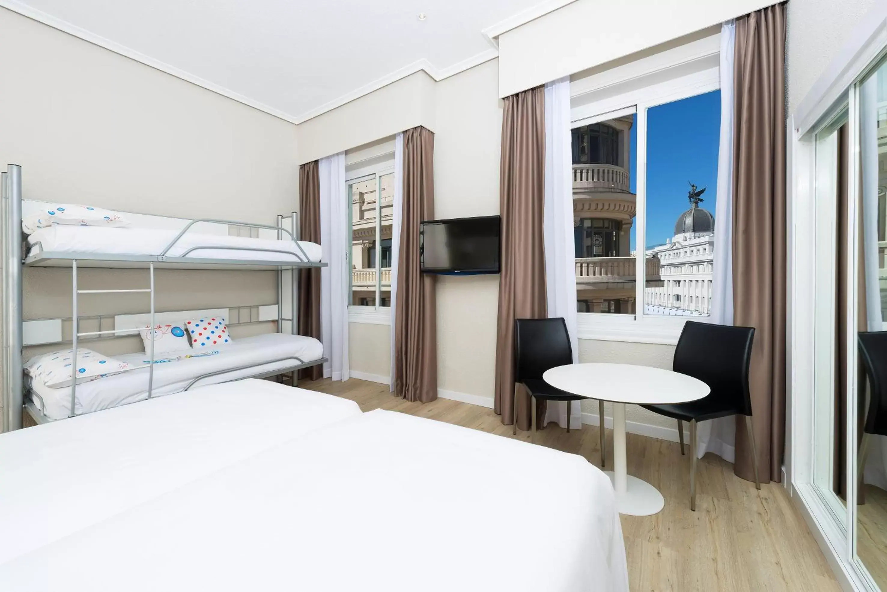 Bedroom, Bunk Bed in Hotel Madrid Gran Via 25, Affiliated by Meliá