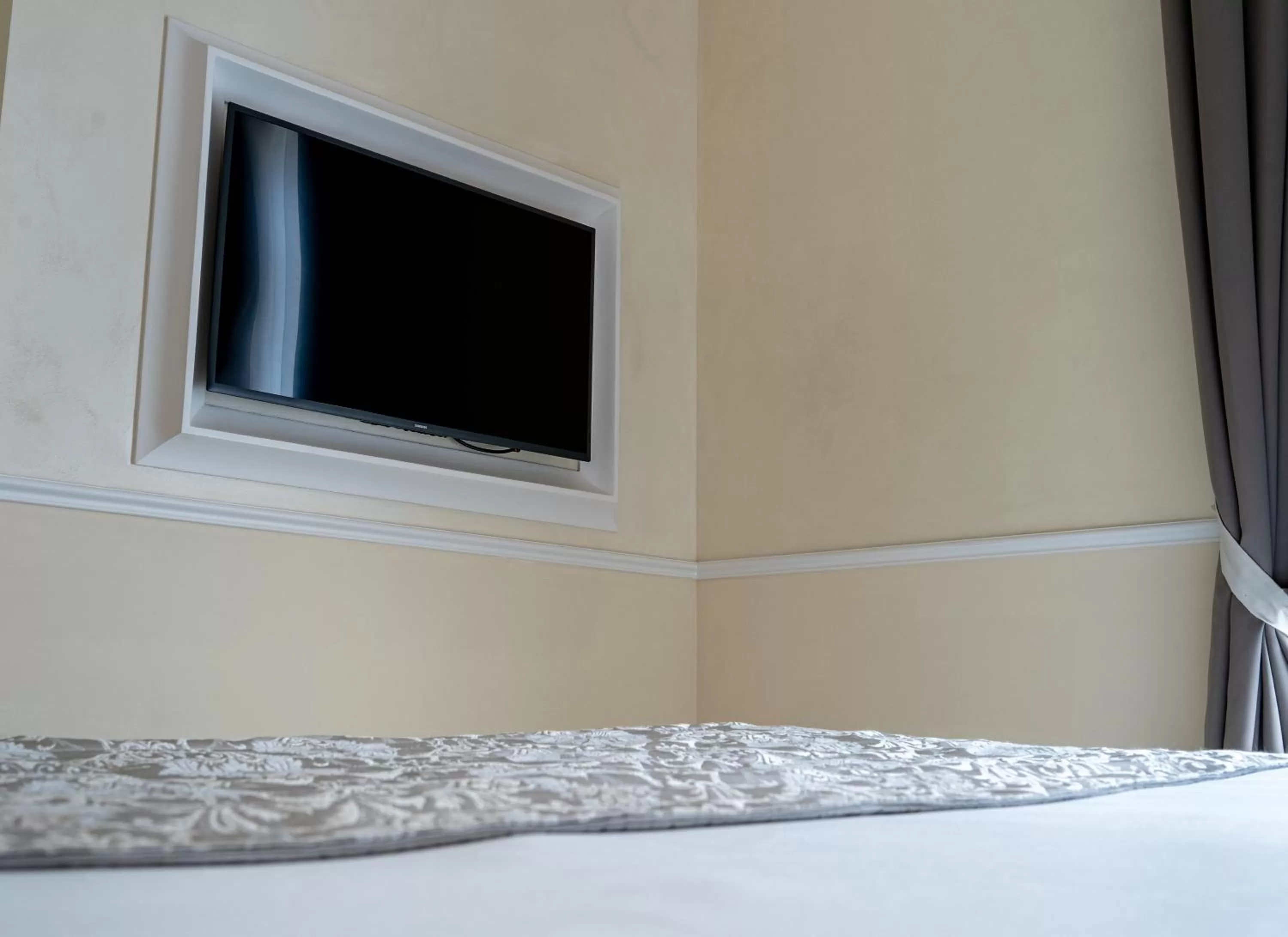 TV and multimedia, Bed in The Moon Boutique Hotel & Spa