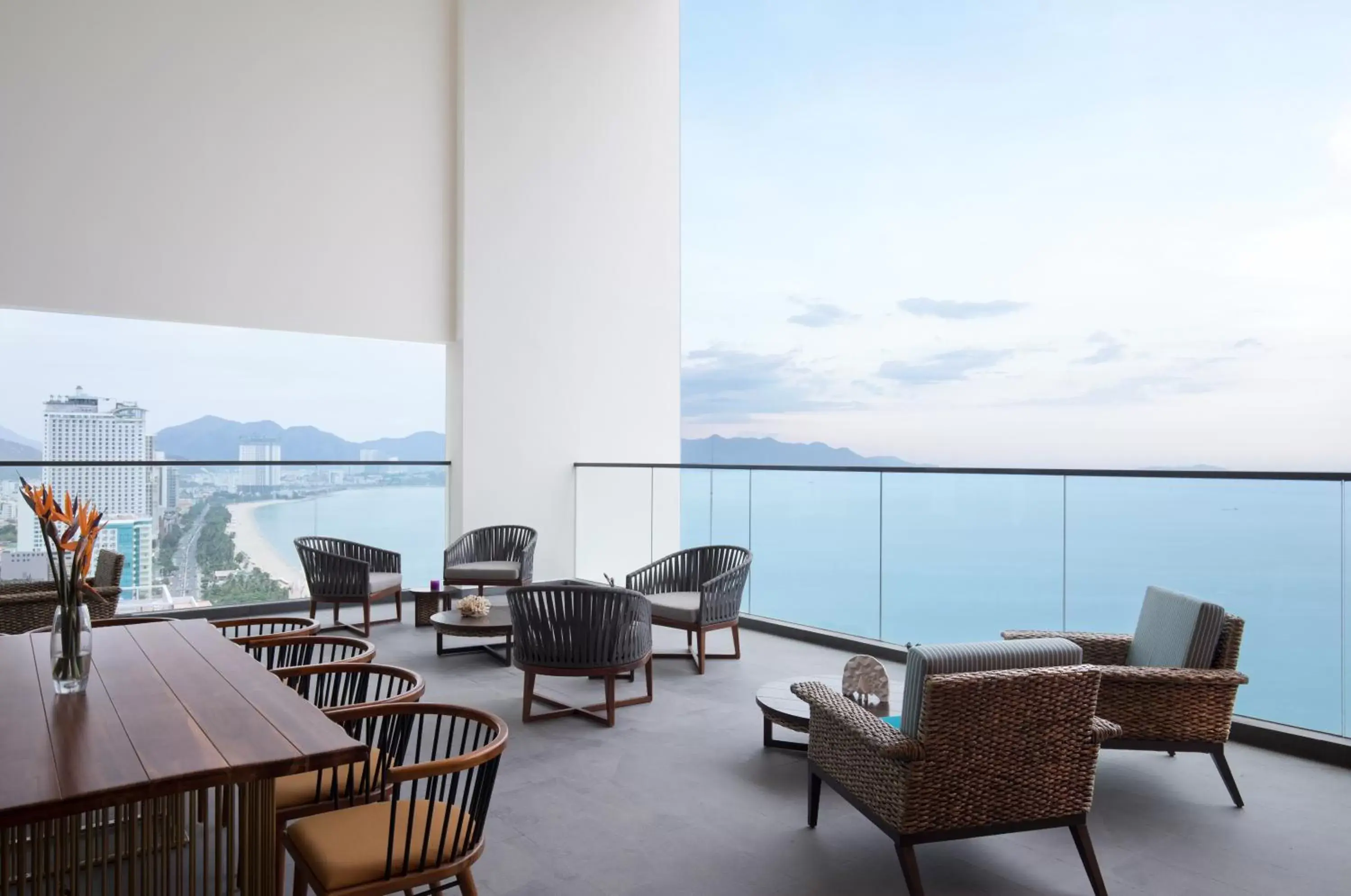 Lounge or bar in Citadines Bayfront Nha Trang