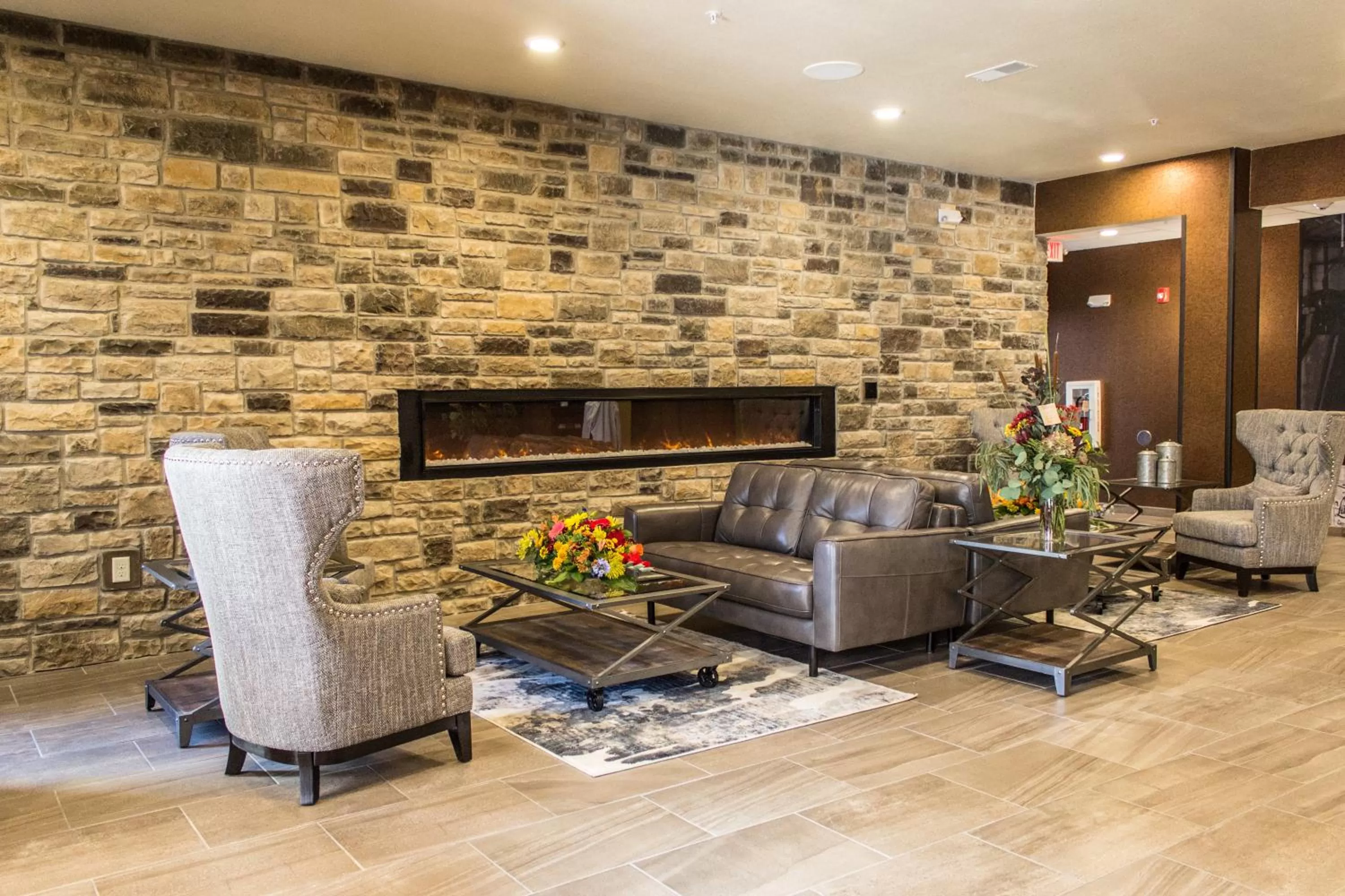 Lobby or reception in Cobblestone Hotel & Suites - Stevens Point