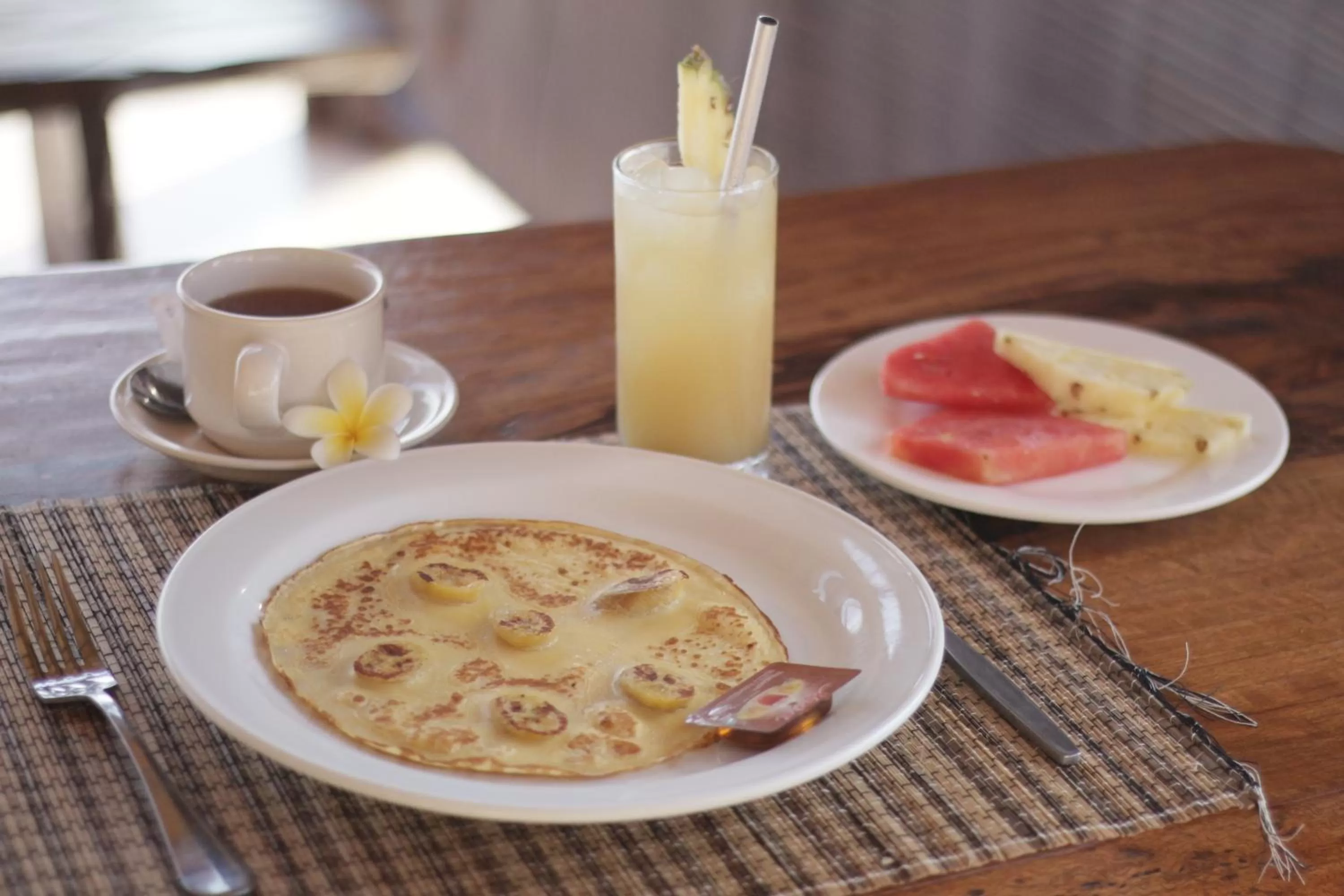 Food and drinks in D'Muncuk Huts Lembongan