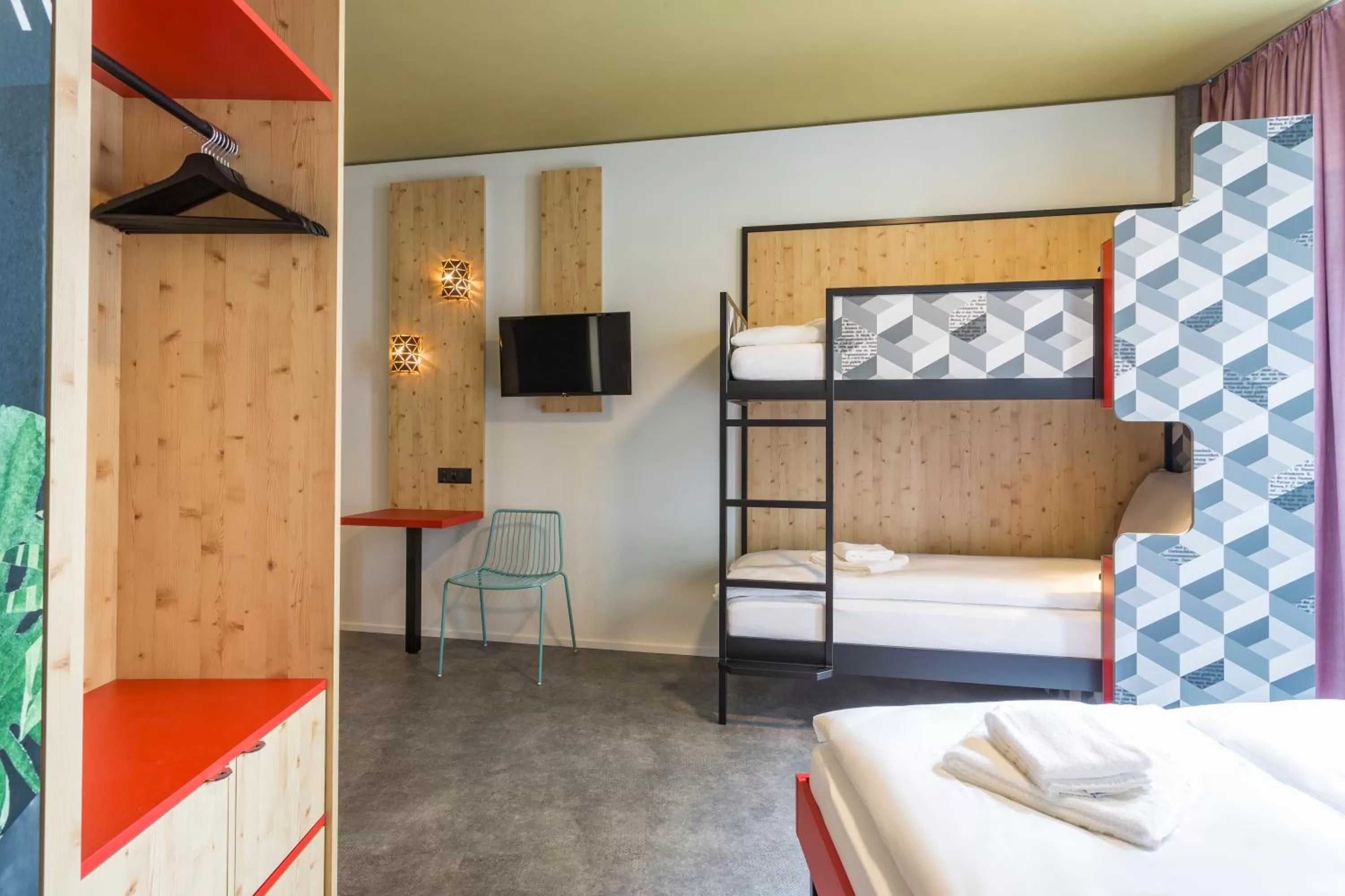 Bedroom, Bunk Bed in MEININGER Hotel Zürich Greencity