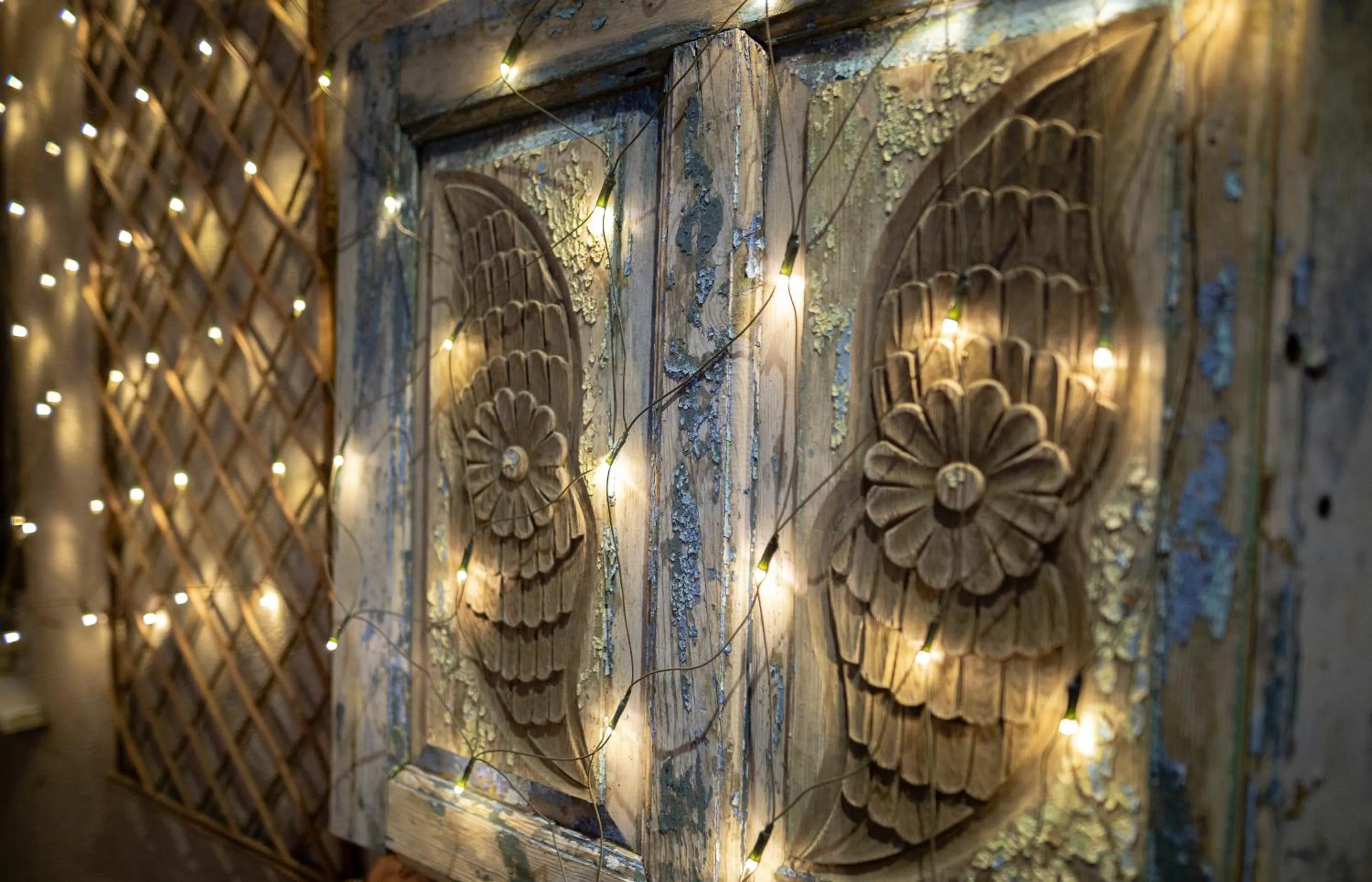 Decorative detail in Hotel Cura