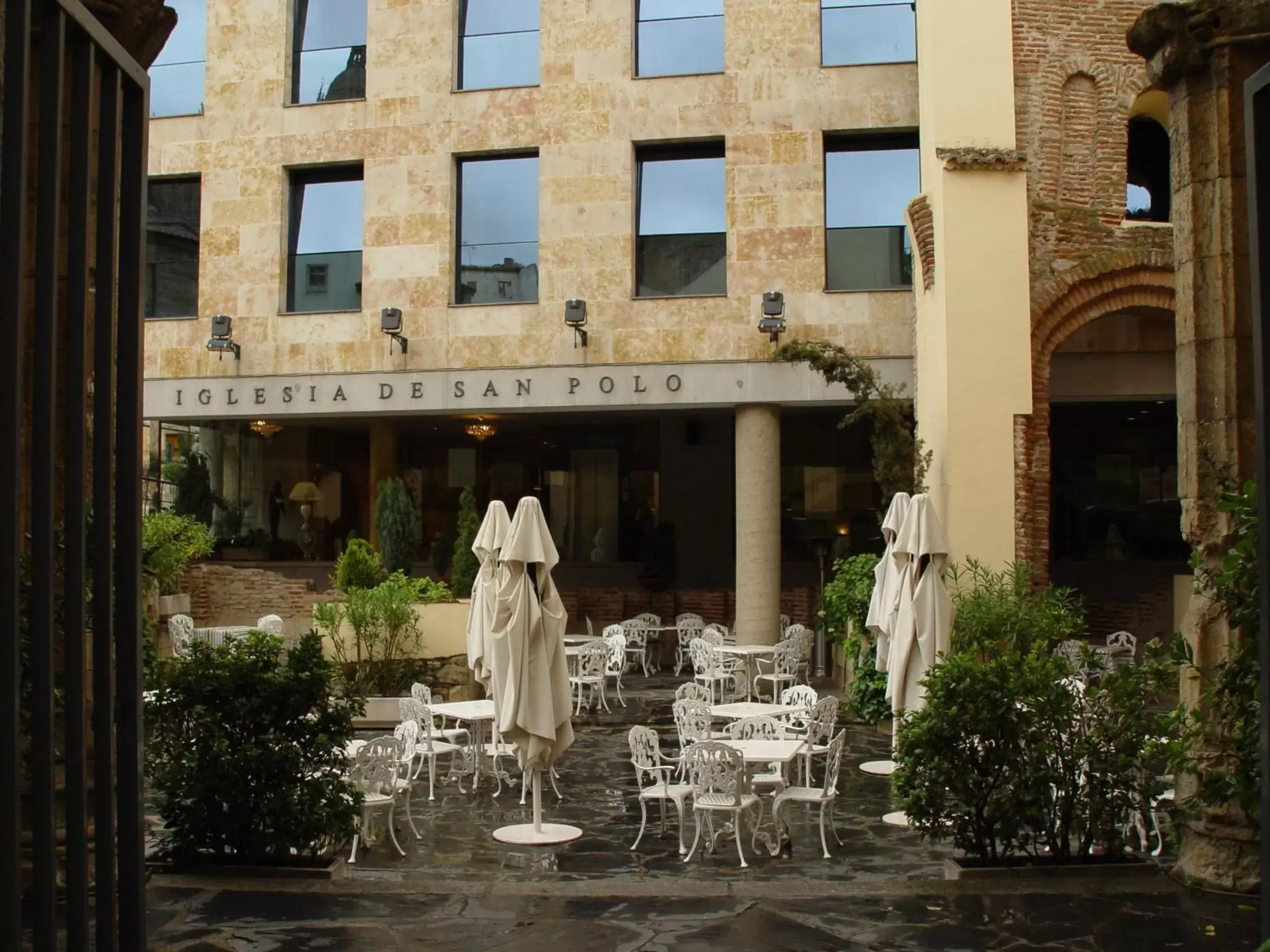 Property building, Facade/Entrance in Hotel San Polo