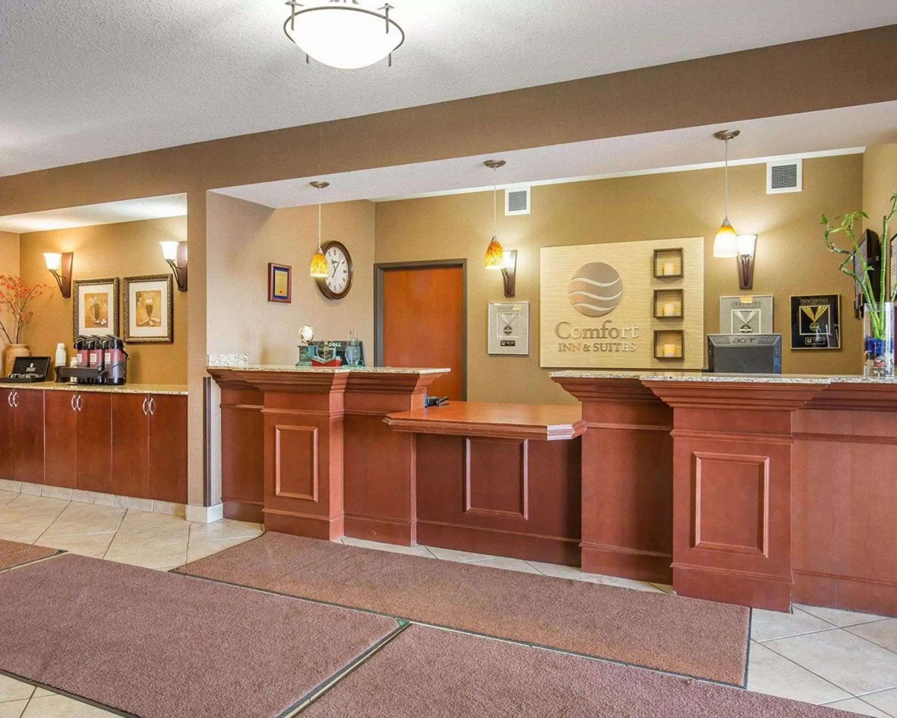 Lobby or reception, Lobby/Reception in Comfort Inn & Suites Airdrie