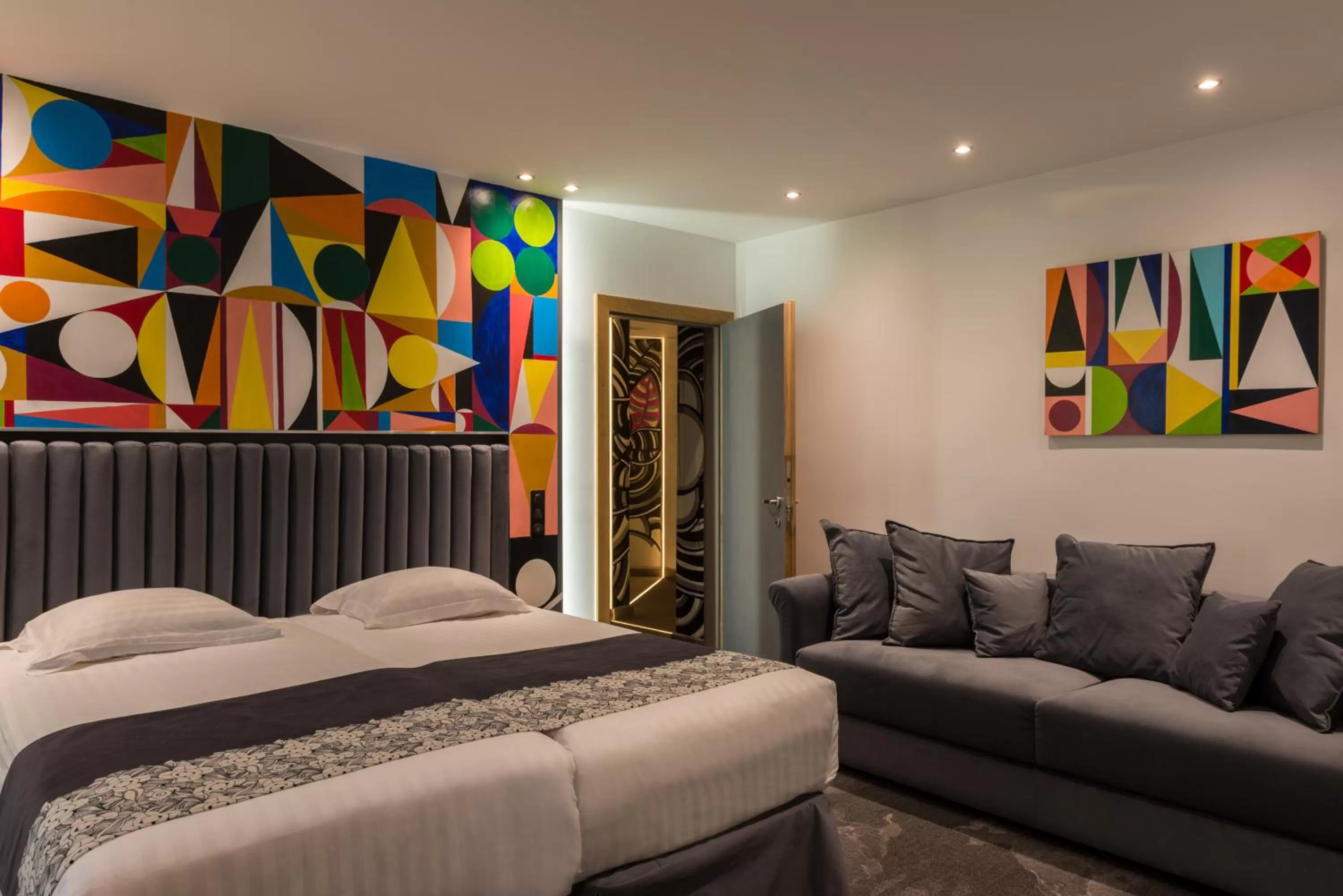 Photo of the whole room, Bed in Hotel Aida Opera