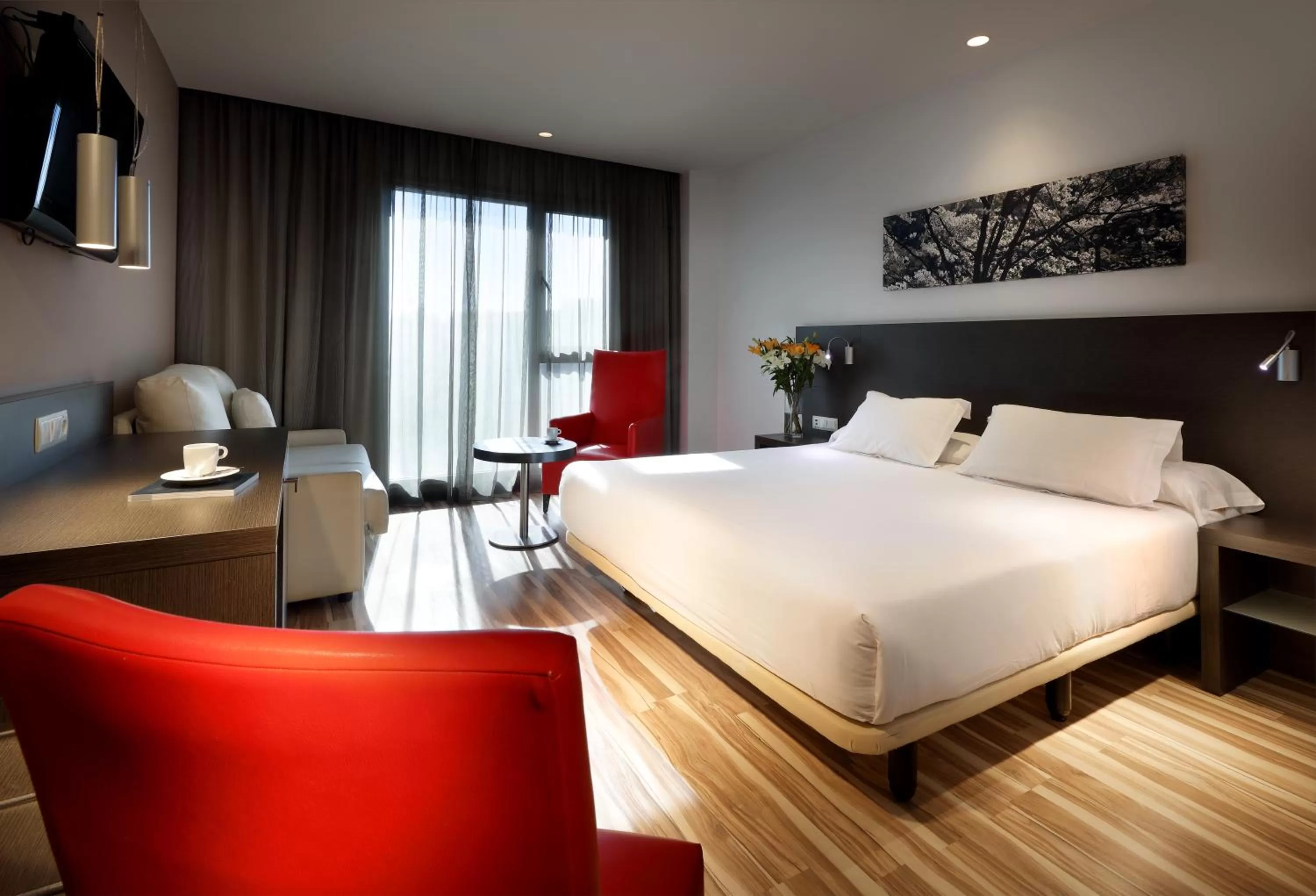 Photo of the whole room, Bed in Eurostars Arenas de Pinto