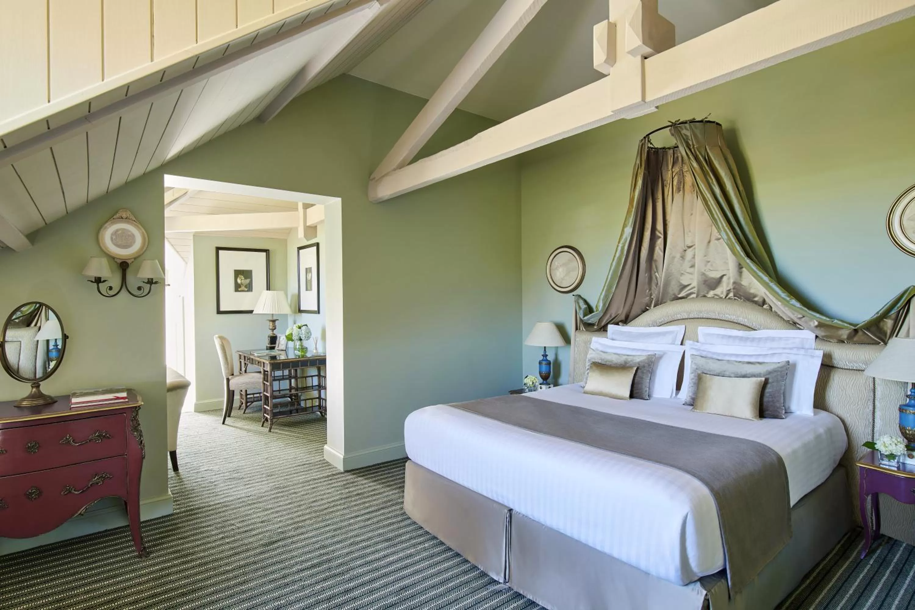 Junior Suite in Château Hôtel Grand Barrail