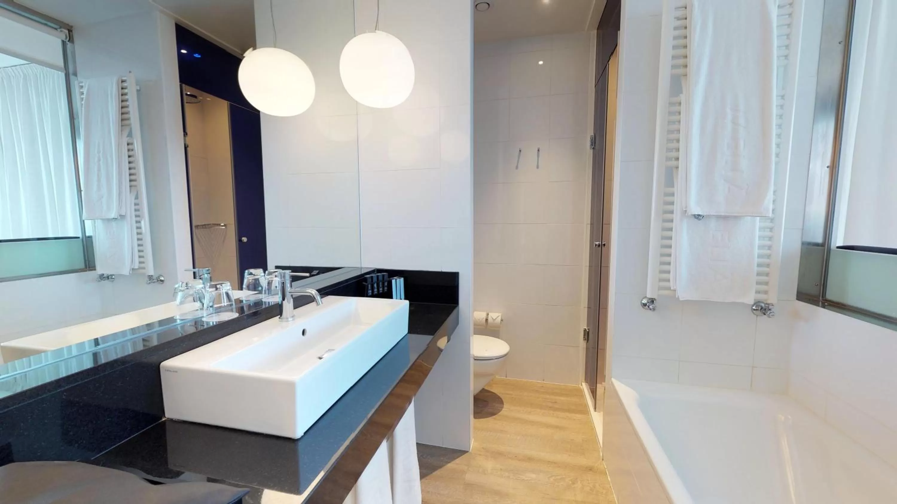 Bathroom in Melia Barcelona Sky 4* Sup