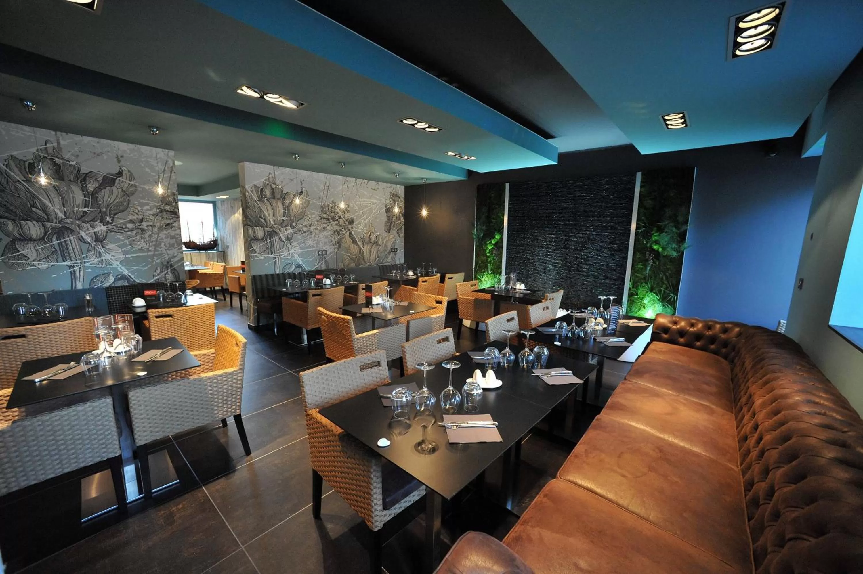 Dining area in Nota Bene