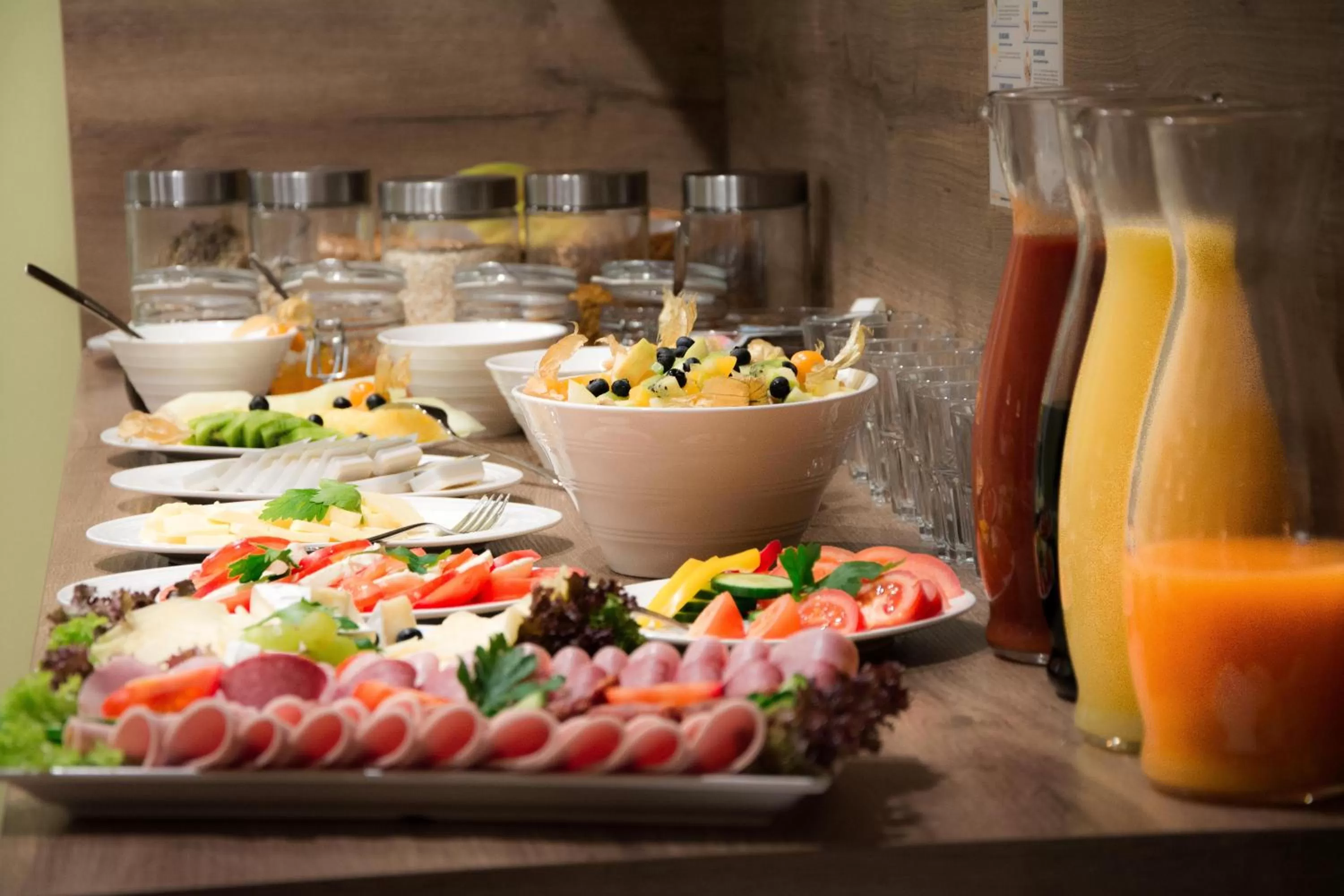 Buffet breakfast in Lindenau Inn