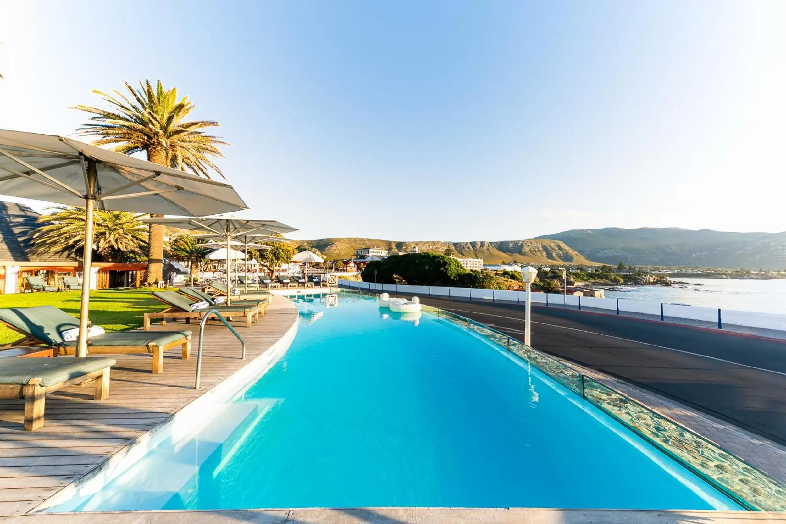 Swimming Pool in Harbour House Hotel