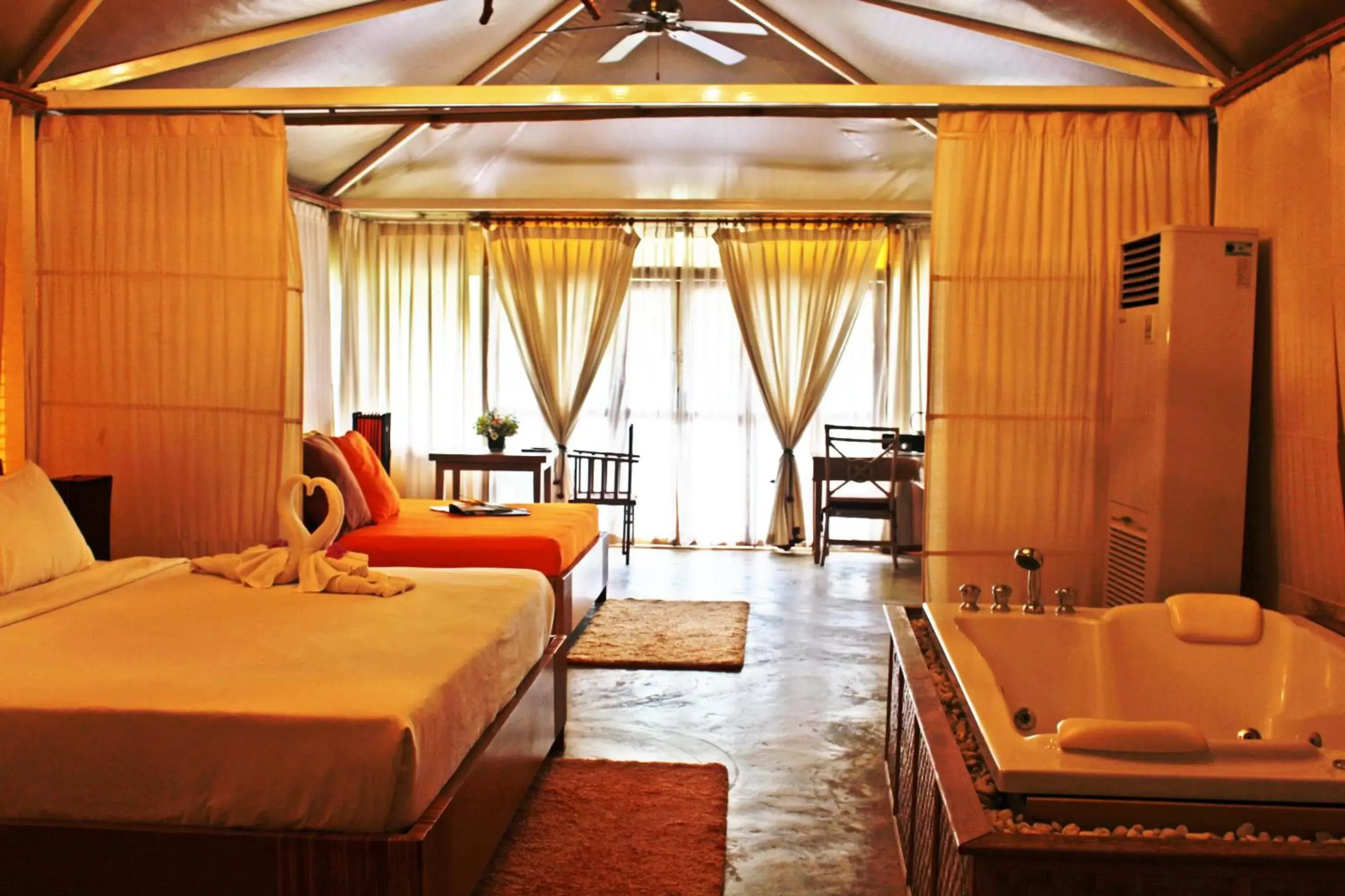 Photo of the whole room in Pai Vimaan Resort