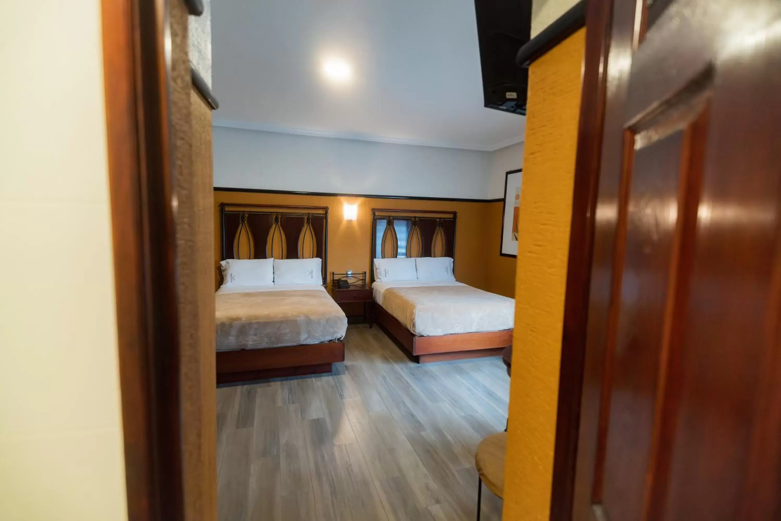 Bedroom, Bed in Hotel Alcazar - Guadalajara Centro Historico